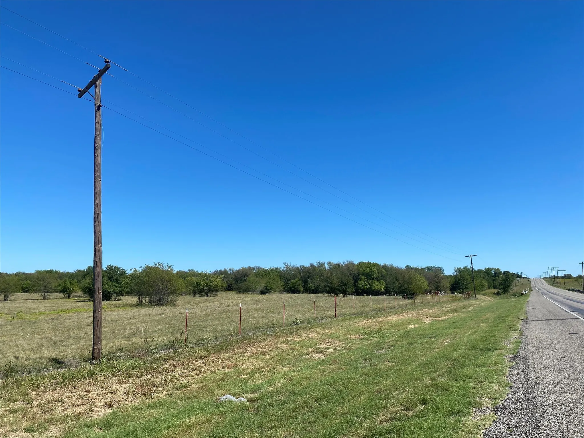 Unimproved Land For Sale in Grayson County , 11 Acres State Hwy 56, Whitesboro, Texas 76273, 0, 0, Garage spaces, 0 Sqft, built in 0, mls#20724723, Real Estate Agent in Whitesboro, Homes For Sale in Grayson county, Homes For Sale in Whitesboro, Realtor in Whitesboro Texas, Real Estate Brokerage Independent Realty Texas, Luminita Cordes Realtor