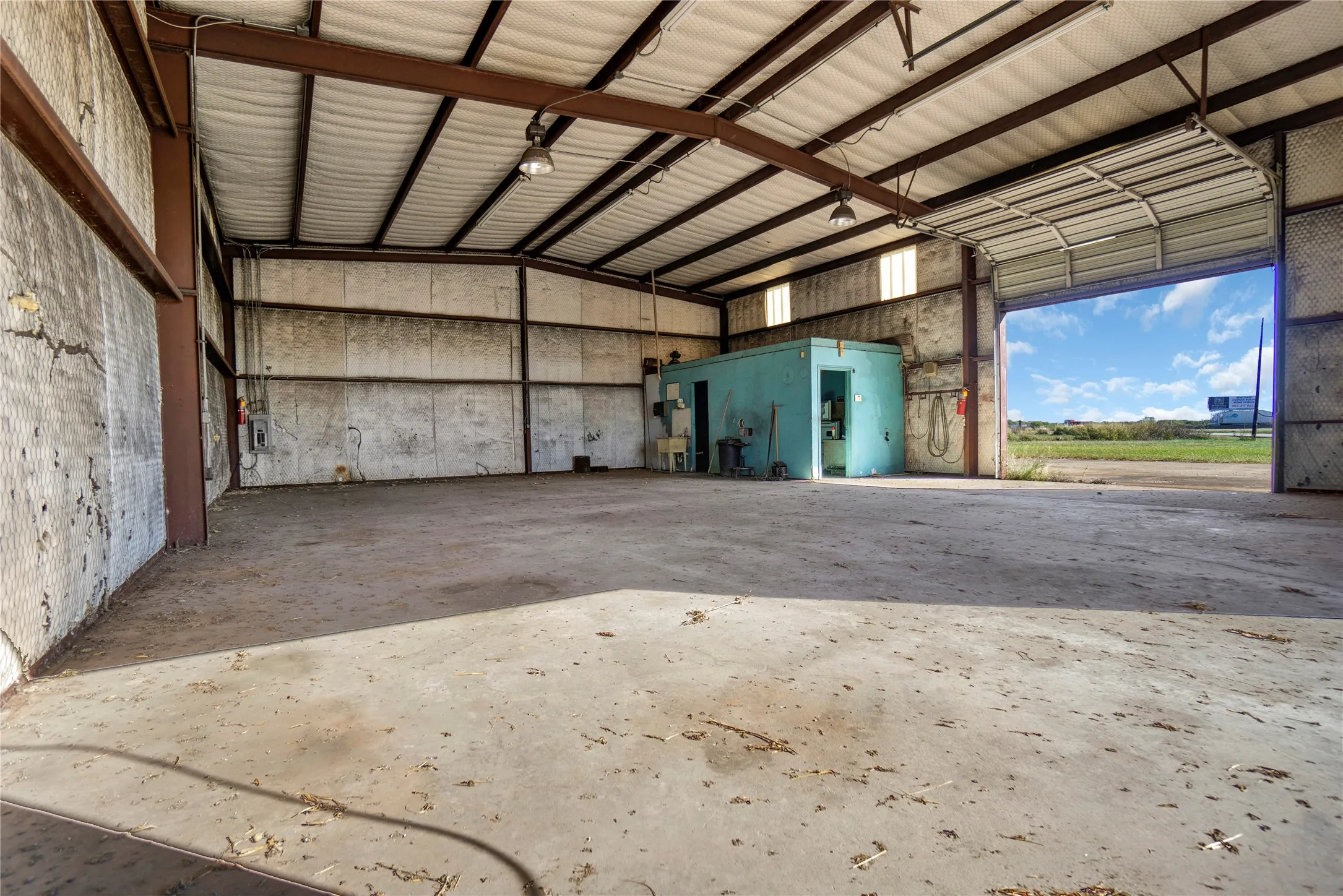 Warehouse For Sale in Rockwall County , 6000 W Interstate 30, Fate, Texas 75189, 0, 0, Garage spaces, 0 Sqft, built in 1996, Preowned, mls#20778053, Real Estate Agent in Fate, Homes For Sale in Rockwall county, Homes For Sale in Fate, Realtor in Fate Texas, Real Estate Brokerage Independent Realty Texas, Luminita Cordes Realtor