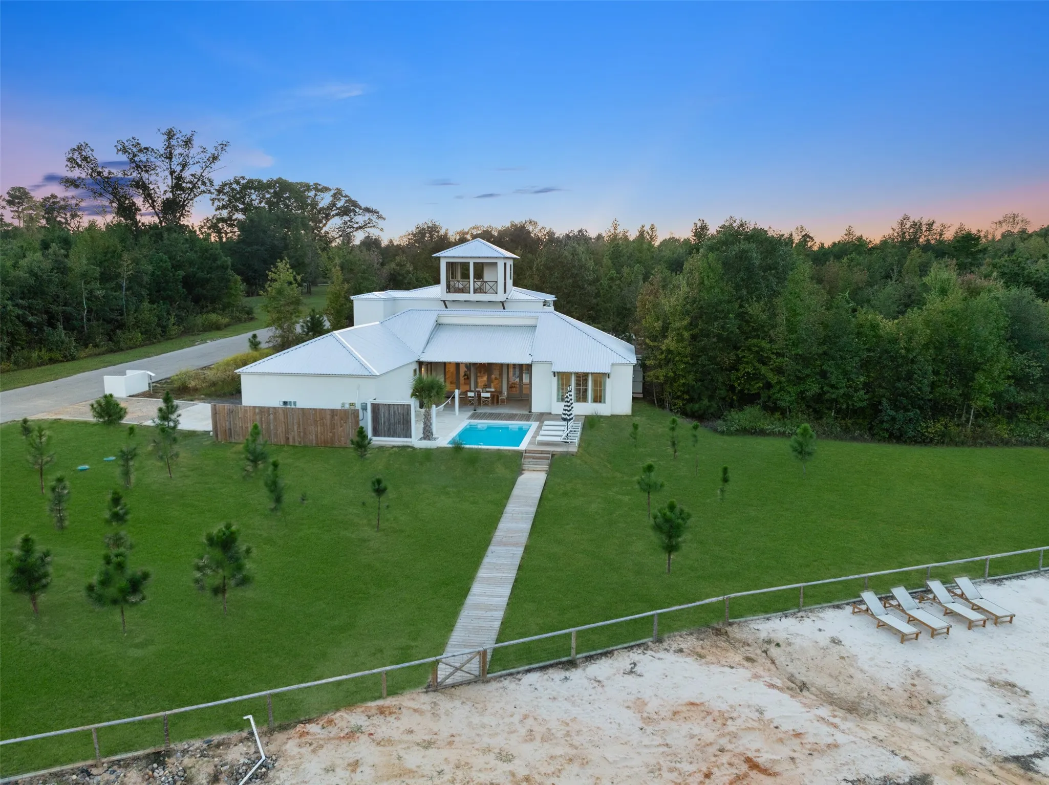 Single Family Residence For Sale in Smith County , 23502 Kate Lane, Arp, Texas 75750, 4 Bedroom, 5 Bathroom, 2 Garage spaces, 3,604 Sqft, built in 2023, Preowned, mls#20763389, Real Estate Agent in Arp, Homes For Sale in Smith county, Homes For Sale in Arp, Realtor in Arp Texas, Real Estate Brokerage Independent Realty Texas, Luminita Cordes Realtor