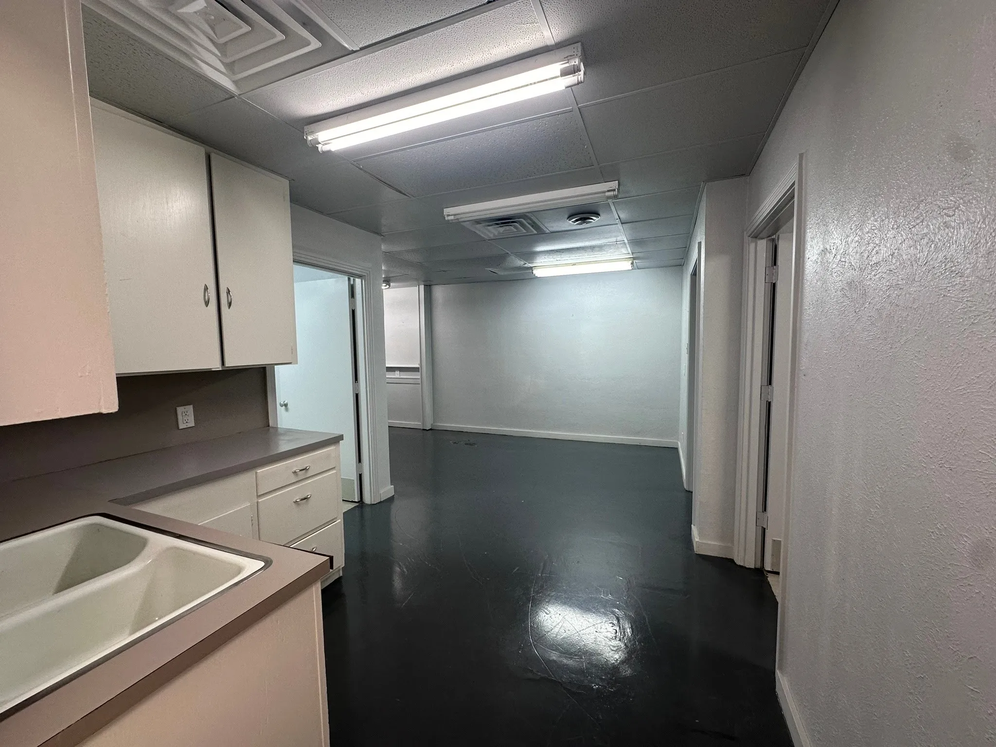 Business For Rent in Ellis County , 201 Ferris Avenue Suite A, Waxahachie, Texas 75165, 0, 0, Garage spaces, 0 Sqft, built in 1944, Preowned, mls#20780990, Real Estate Agent in Waxahachie, Homes For Rent in Ellis county, Homes For Rent in Waxahachie, Realtor in Waxahachie Texas, Real Estate Brokerage Independent Realty Texas, Luminita Cordes Realtor