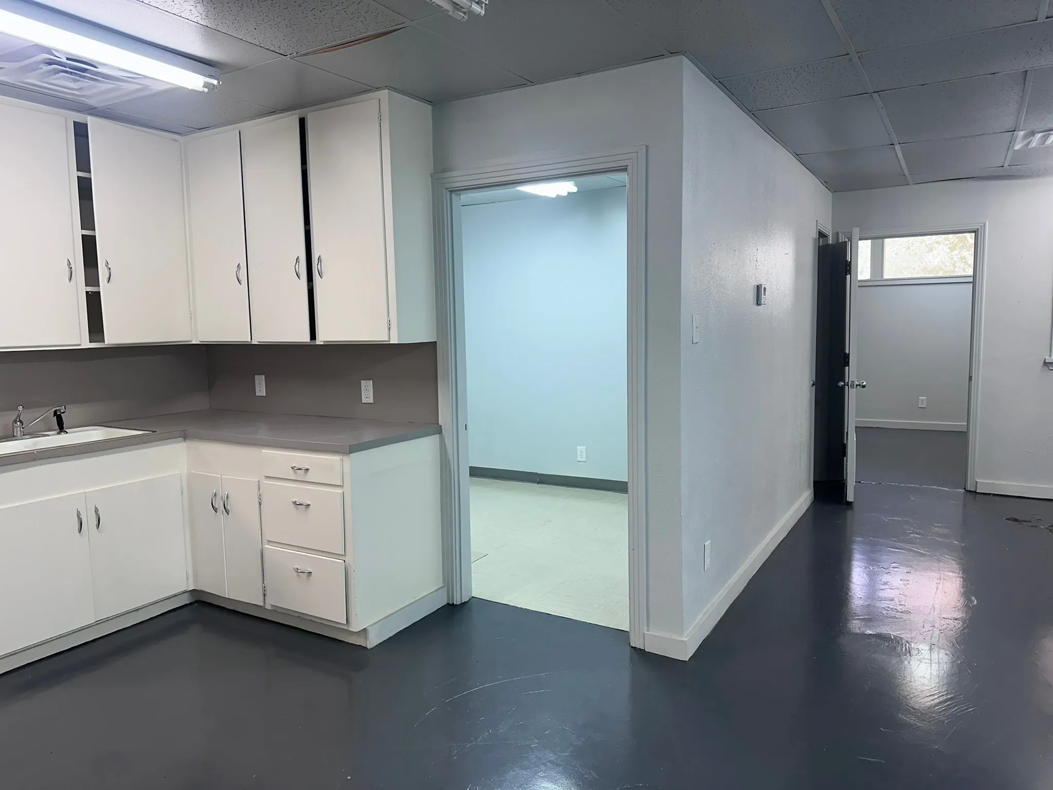 Business For Rent in Ellis County , 201 Ferris Avenue Suite A, Waxahachie, Texas 75165, 0, 0, Garage spaces, 0 Sqft, built in 1944, Preowned, mls#20780990, Real Estate Agent in Waxahachie, Homes For Rent in Ellis county, Homes For Rent in Waxahachie, Realtor in Waxahachie Texas, Real Estate Brokerage Independent Realty Texas, Luminita Cordes Realtor