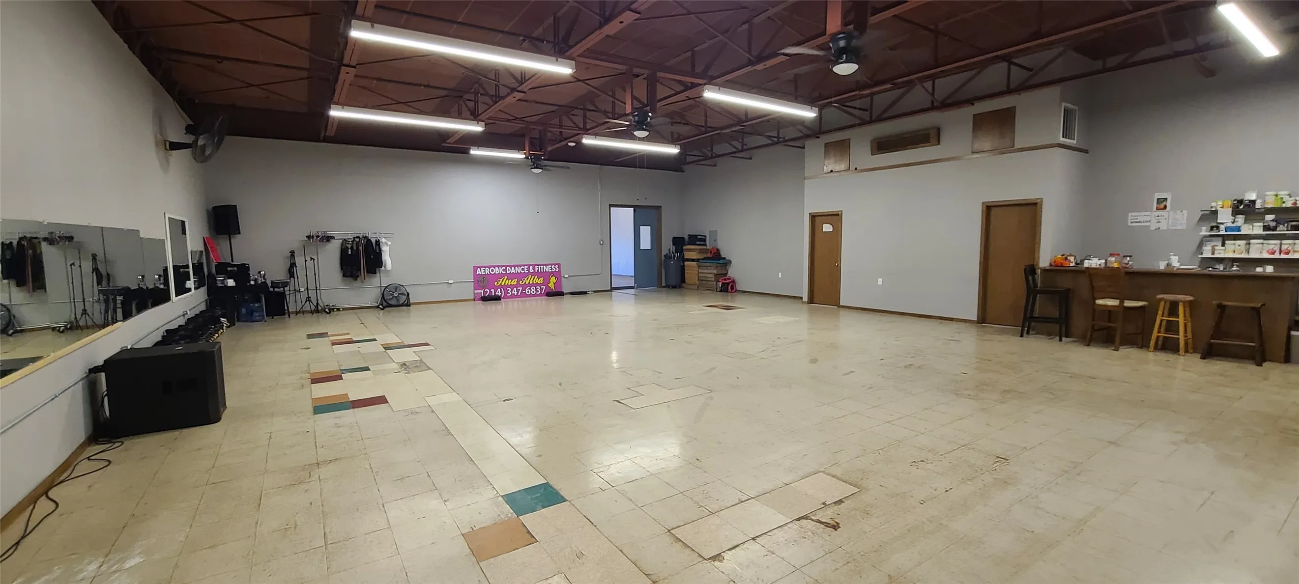 Industrial For Sale in Dallas County , 5520 Military Parkway, Dallas, Texas 75227, 0, 0, Garage spaces, 31,450 Sqft, built in 1962, Preowned, Price $5,875,500, mls#20783458, Real Estate Agent in Dallas, Homes For Sale in Dallas county, Homes For Sale in Dallas, Realtor in Dallas Texas, Real Estate Brokerage Independent Realty Texas, Luminita Cordes Realtor