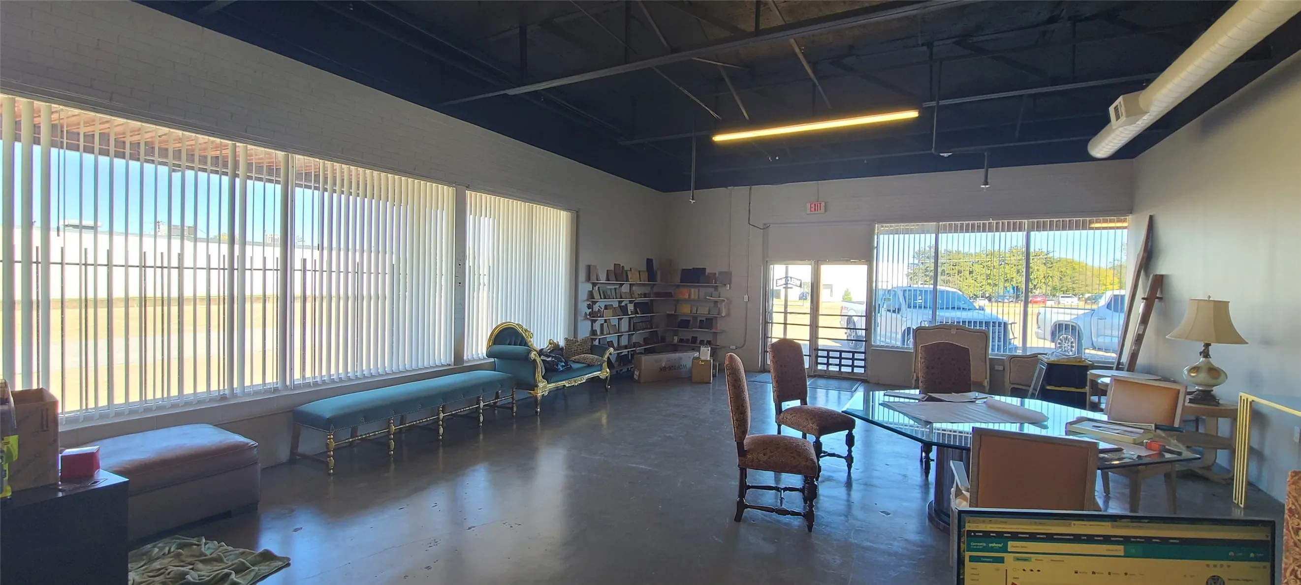 Industrial For Sale in Dallas County , 5520 Military Parkway, Dallas, Texas 75227, 0, 0, Garage spaces, 31,450 Sqft, built in 1962, Preowned, Price $5,875,500, mls#20783458, Real Estate Agent in Dallas, Homes For Sale in Dallas county, Homes For Sale in Dallas, Realtor in Dallas Texas, Real Estate Brokerage Independent Realty Texas, Luminita Cordes Realtor