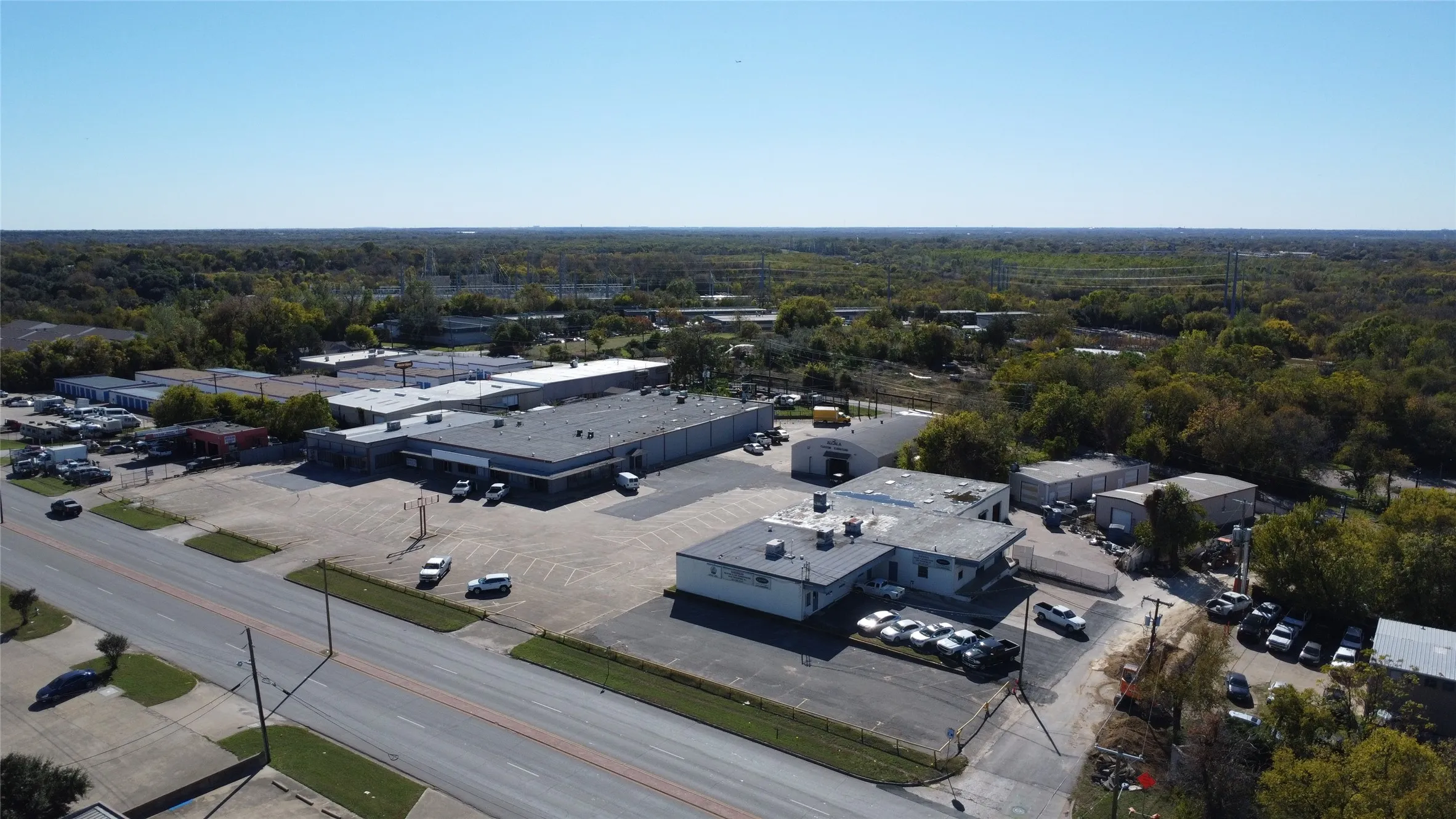 Industrial For Sale in Dallas County , 5520 Military Parkway, Dallas, Texas 75227, 0, 0, Garage spaces, 31,450 Sqft, built in 1962, Preowned, Price $5,875,500, mls#20783458, Real Estate Agent in Dallas, Homes For Sale in Dallas county, Homes For Sale in Dallas, Realtor in Dallas Texas, Real Estate Brokerage Independent Realty Texas, Luminita Cordes Realtor