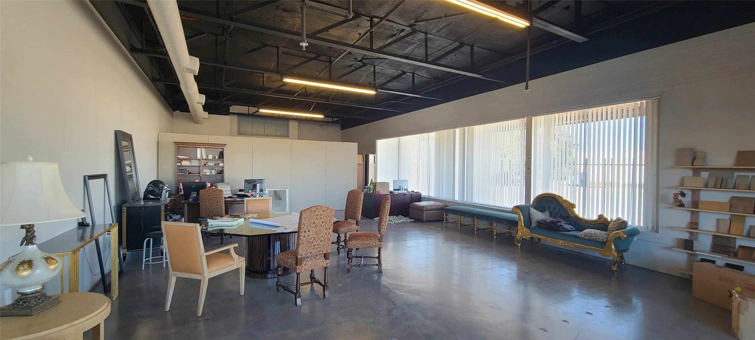 Industrial For Sale in Dallas County , 5520 Military Parkway, Dallas, Texas 75227, 0, 0, Garage spaces, 31,450 Sqft, built in 1962, Preowned, Price $5,875,500, mls#20783458, Real Estate Agent in Dallas, Homes For Sale in Dallas county, Homes For Sale in Dallas, Realtor in Dallas Texas, Real Estate Brokerage Independent Realty Texas, Luminita Cordes Realtor