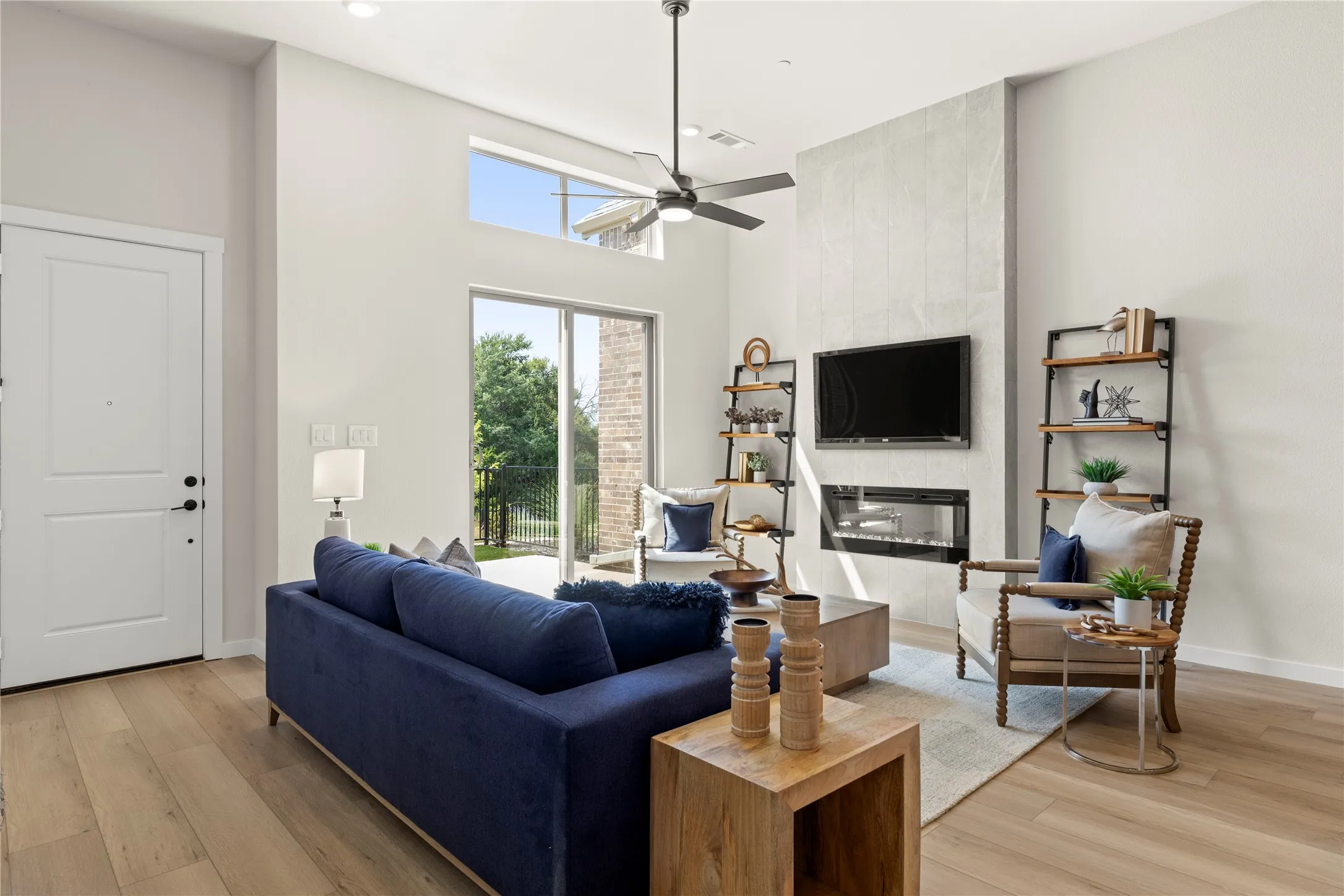 Townhouse For Sale in Dallas County , 12500 Audubon Trail, Rowlett, Texas 75089, 3 Bedroom, 3 Bathroom, 2 Garage spaces, 2,119 Sqft, built in 2025, New Construction - Complete, mls#20783771, Real Estate Agent in Rowlett, Homes For Sale in Dallas county, Homes For Sale in Rowlett, Realtor in Rowlett Texas, Real Estate Brokerage Independent Realty Texas, Luminita Cordes Realtor
