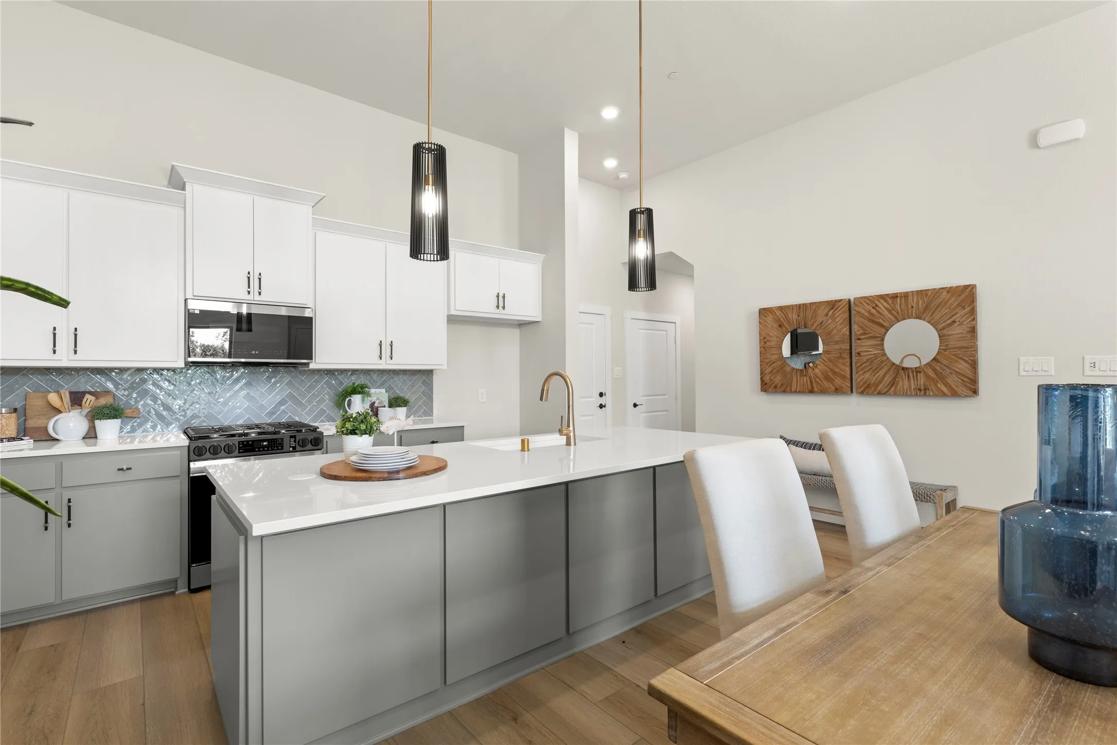 Townhouse For Sale in Dallas County , 12500 Audubon Trail, Rowlett, Texas 75089, 3 Bedroom, 3 Bathroom, 2 Garage spaces, 2,119 Sqft, built in 2025, New Construction - Complete, mls#20783771, Real Estate Agent in Rowlett, Homes For Sale in Dallas county, Homes For Sale in Rowlett, Realtor in Rowlett Texas, Real Estate Brokerage Independent Realty Texas, Luminita Cordes Realtor