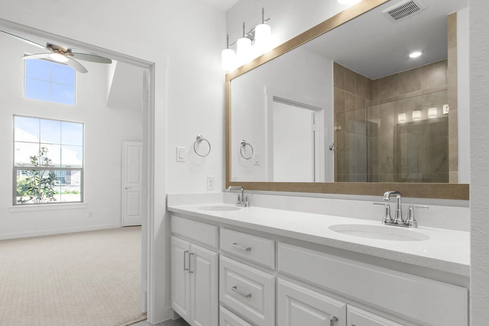 018-2821ConcordDrive-Wylie-TX-75098-PrimaryBathroom.jpg-SMALL