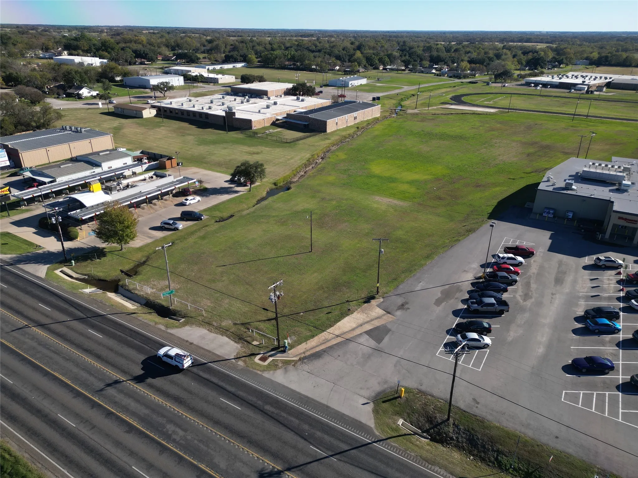 Unimproved Land For Sale in Van Zandt County , 909 E South Commerce Street, Wills Point, Texas 75169, 0, 0, Garage spaces, 0 Sqft, built in 0, Price $475,000, mls#20783571, Real Estate Agent in Wills Point, Homes For Sale in Van Zandt county, Homes For Sale in Wills Point, Realtor in Wills Point Texas, Real Estate Brokerage Independent Realty Texas, Luminita Cordes Realtor