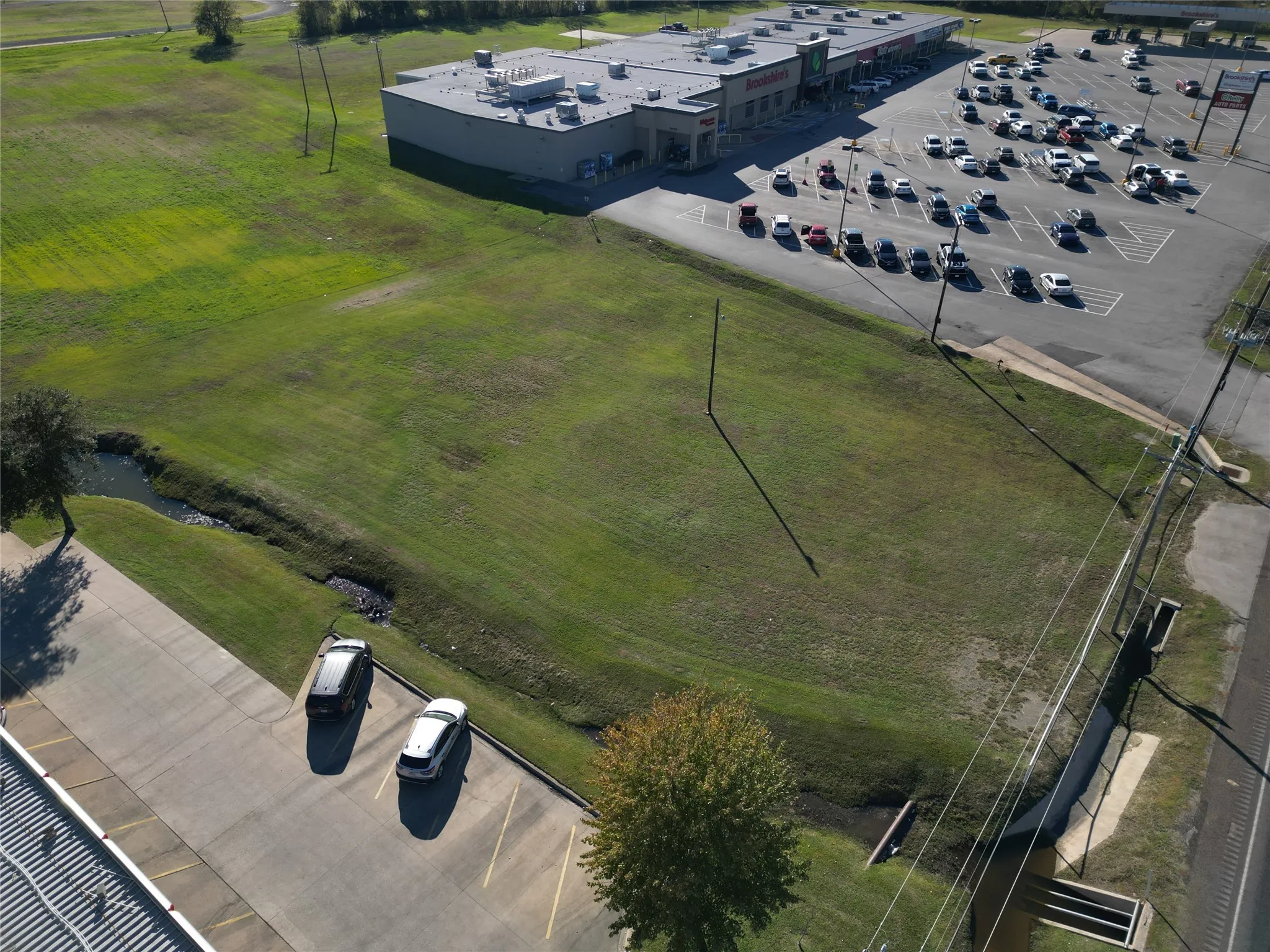 Unimproved Land For Sale in Van Zandt County , 909 E South Commerce Street, Wills Point, Texas 75169, 0, 0, Garage spaces, 0 Sqft, built in 0, Price $475,000, mls#20783571, Real Estate Agent in Wills Point, Homes For Sale in Van Zandt county, Homes For Sale in Wills Point, Realtor in Wills Point Texas, Real Estate Brokerage Independent Realty Texas, Luminita Cordes Realtor