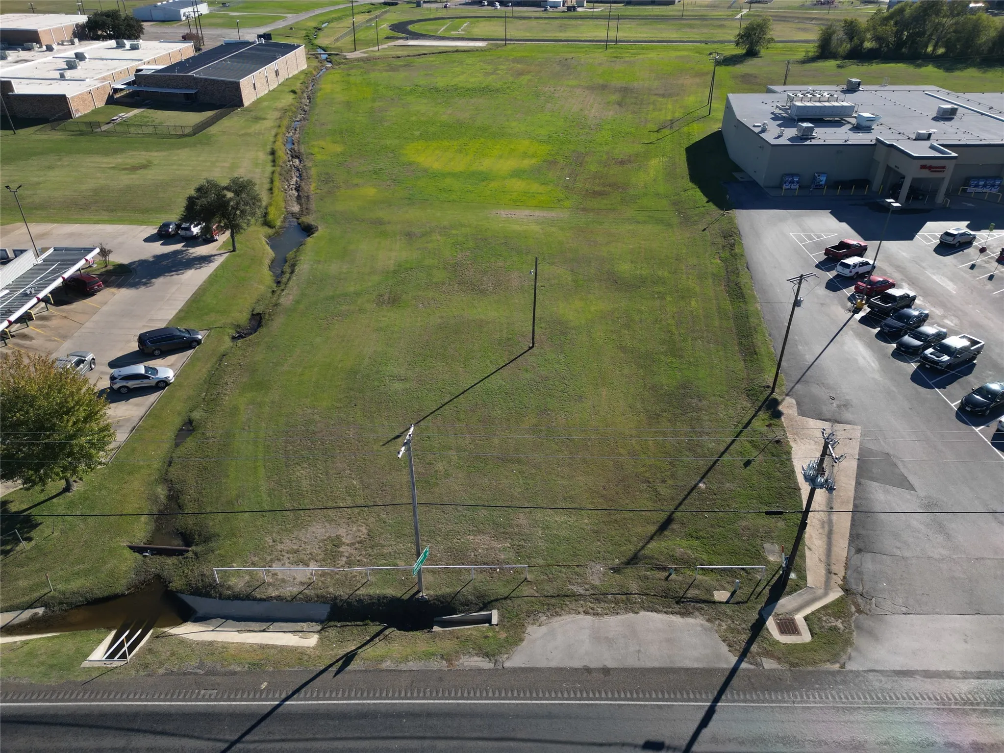 Unimproved Land For Sale in Van Zandt County , 909 E South Commerce Street, Wills Point, Texas 75169, 0, 0, Garage spaces, 0 Sqft, built in 0, Price $475,000, mls#20783571, Real Estate Agent in Wills Point, Homes For Sale in Van Zandt county, Homes For Sale in Wills Point, Realtor in Wills Point Texas, Real Estate Brokerage Independent Realty Texas, Luminita Cordes Realtor