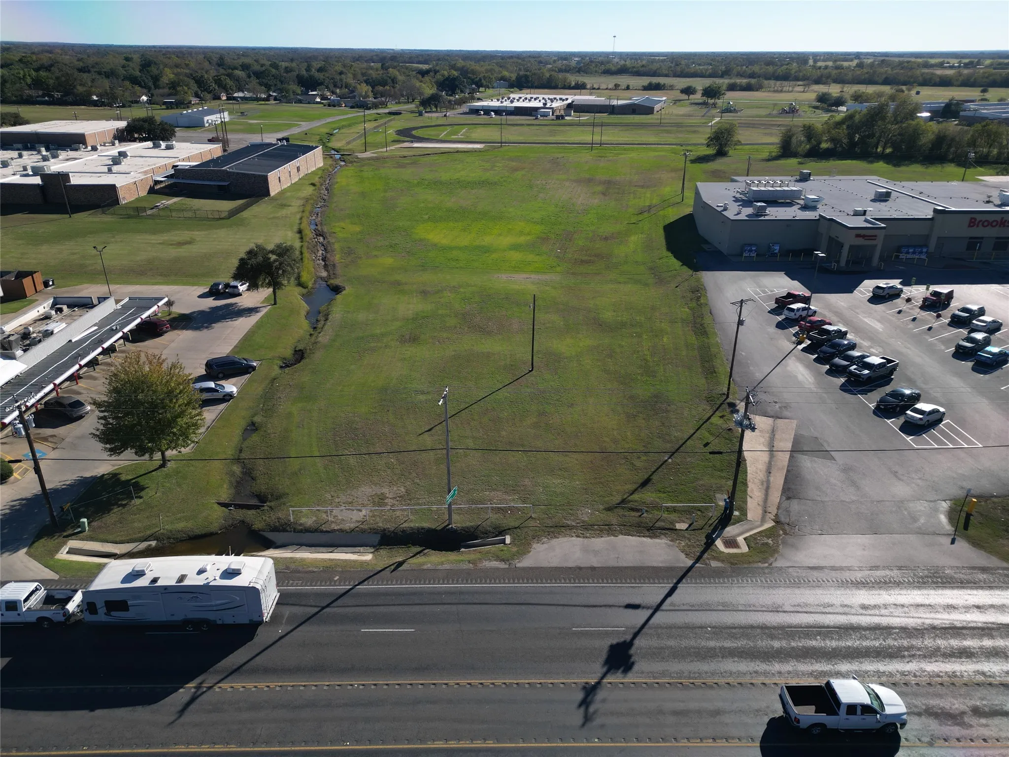 Unimproved Land For Sale in Van Zandt County , 909 E South Commerce Street, Wills Point, Texas 75169, 0, 0, Garage spaces, 0 Sqft, built in 0, Price $475,000, mls#20783571, Real Estate Agent in Wills Point, Homes For Sale in Van Zandt county, Homes For Sale in Wills Point, Realtor in Wills Point Texas, Real Estate Brokerage Independent Realty Texas, Luminita Cordes Realtor