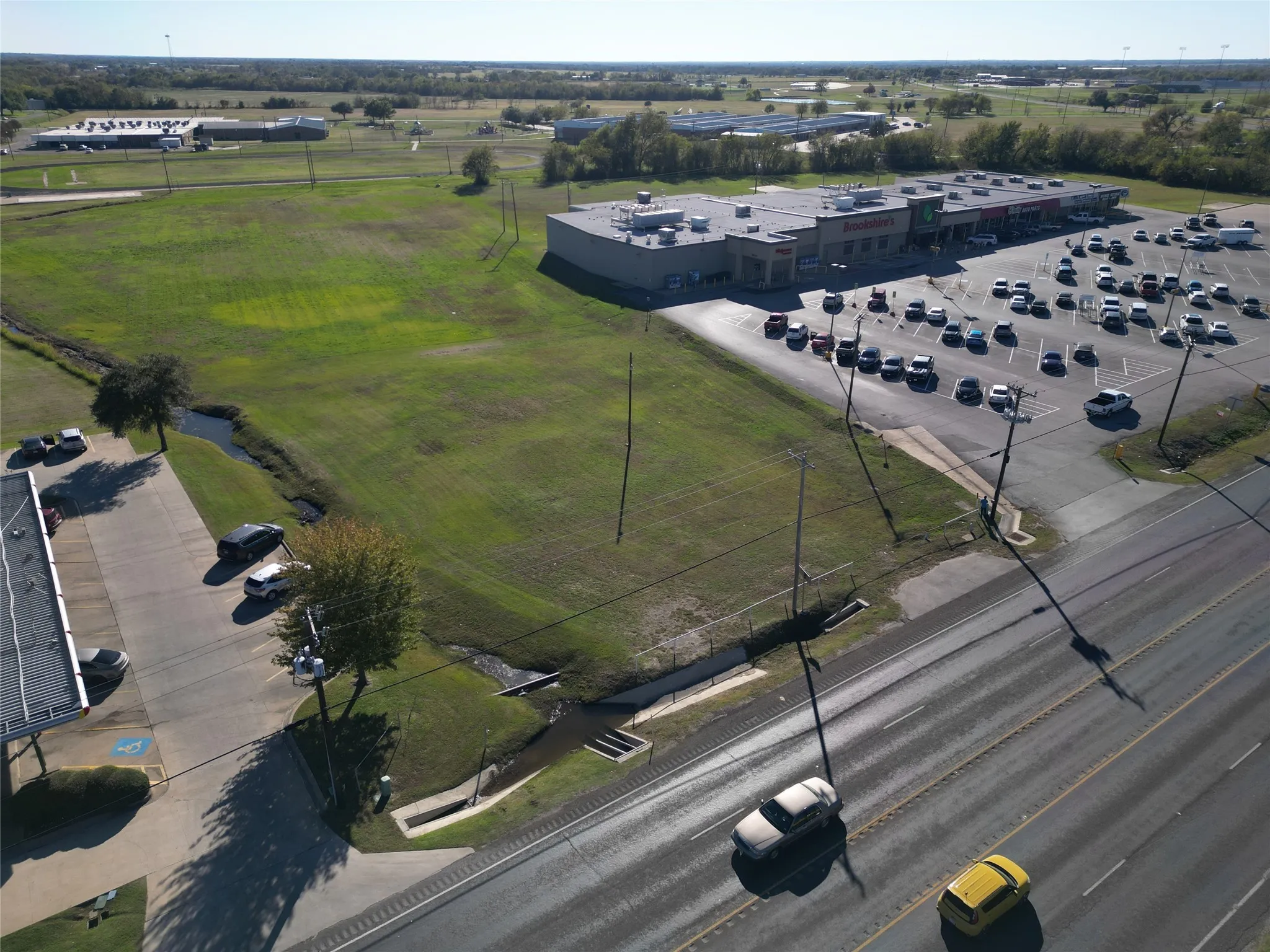 Unimproved Land For Sale in Van Zandt County , 909 E South Commerce Street, Wills Point, Texas 75169, 0, 0, Garage spaces, 0 Sqft, built in 0, Price $475,000, mls#20783571, Real Estate Agent in Wills Point, Homes For Sale in Van Zandt county, Homes For Sale in Wills Point, Realtor in Wills Point Texas, Real Estate Brokerage Independent Realty Texas, Luminita Cordes Realtor