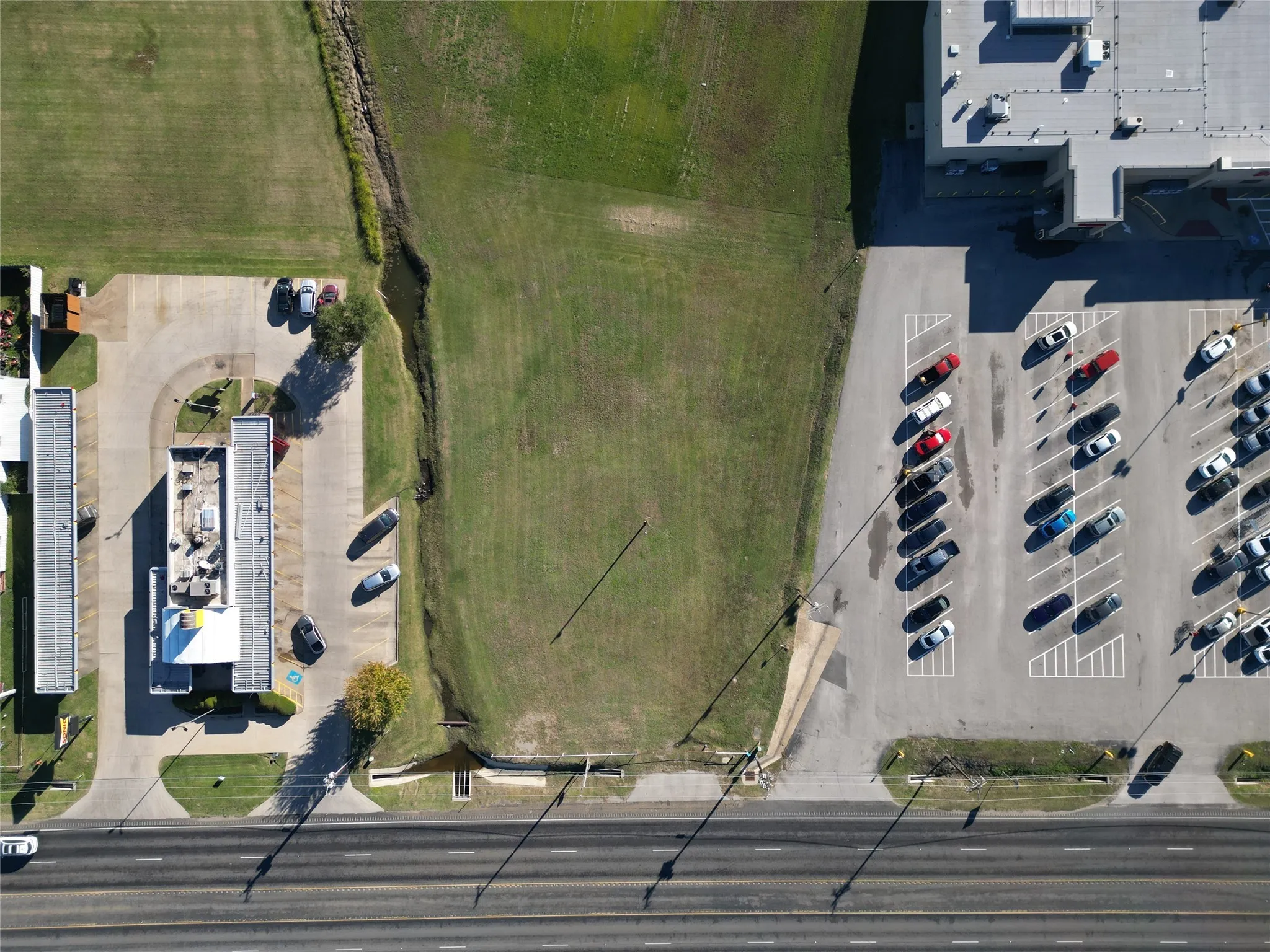 Unimproved Land For Sale in Van Zandt County , 909 E South Commerce Street, Wills Point, Texas 75169, 0, 0, Garage spaces, 0 Sqft, built in 0, Price $475,000, mls#20783571, Real Estate Agent in Wills Point, Homes For Sale in Van Zandt county, Homes For Sale in Wills Point, Realtor in Wills Point Texas, Real Estate Brokerage Independent Realty Texas, Luminita Cordes Realtor