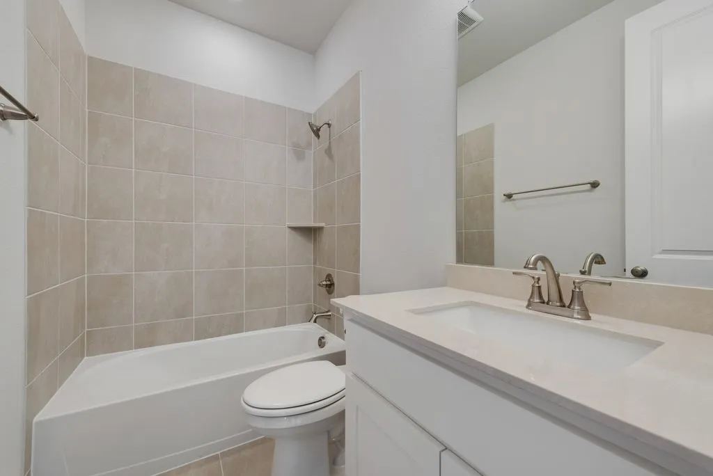 Single Family Residence For Sale in Ellis County , 2438 Meridian Place, Midlothian, Texas 76065, 4 Bedroom, 3 Bathroom, 2 Garage spaces, 3,659 Sqft, built in 2025, New Construction - Complete, mls#20784316, Real Estate Agent in Midlothian, Homes For Sale in Ellis county, Homes For Sale in Midlothian, Realtor in Midlothian Texas, Real Estate Brokerage Independent Realty Texas, Luminita Cordes Realtor