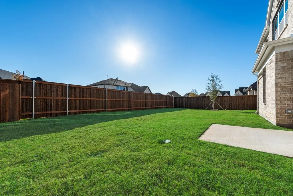 Single Family Residence For Sale in Ellis County , 2438 Meridian Place, Midlothian, Texas 76065, 4 Bedroom, 3 Bathroom, 2 Garage spaces, 3,659 Sqft, built in 2025, New Construction - Complete, mls#20784316, Real Estate Agent in Midlothian, Homes For Sale in Ellis county, Homes For Sale in Midlothian, Realtor in Midlothian Texas, Real Estate Brokerage Independent Realty Texas, Luminita Cordes Realtor