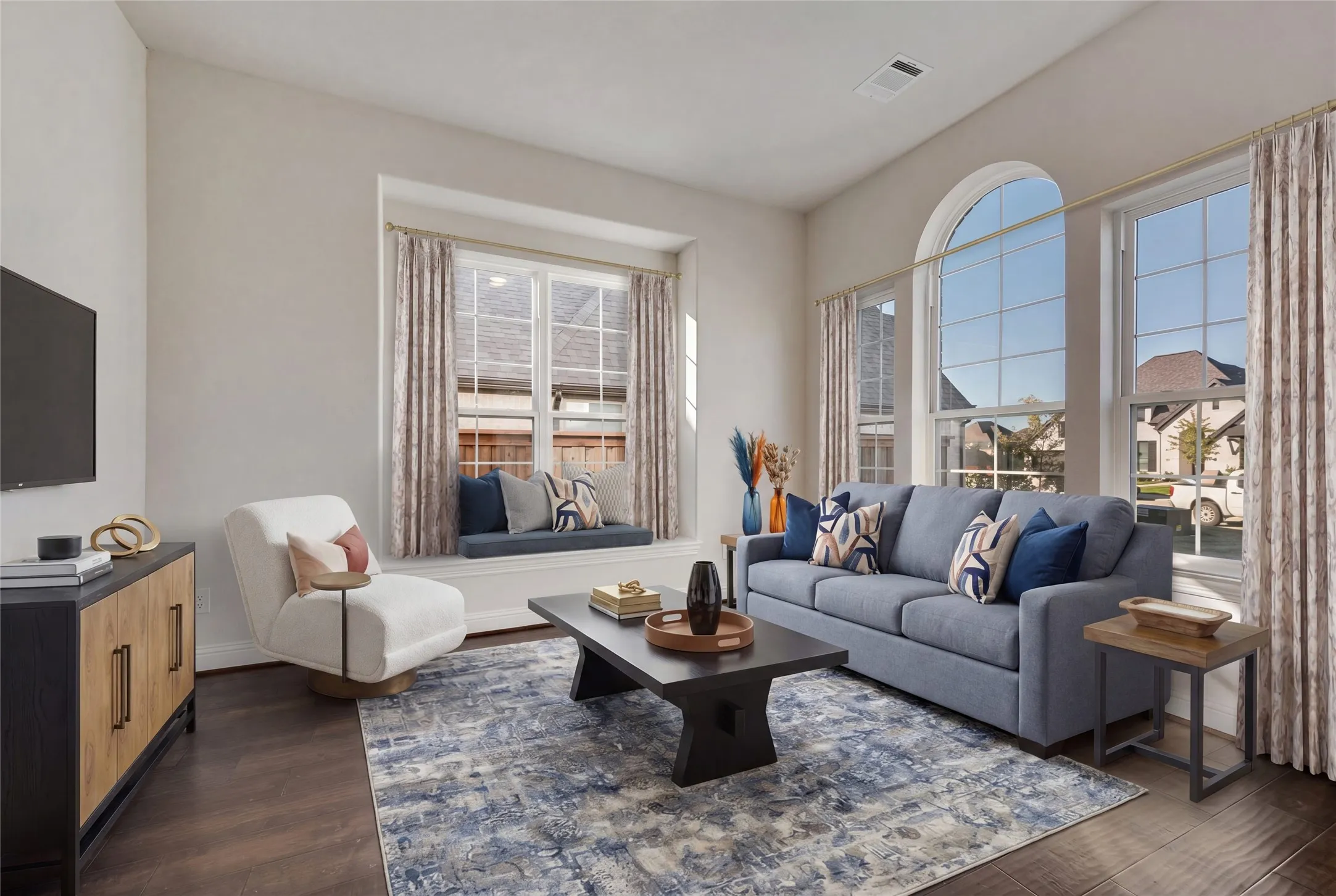 Single Family Residence For Sale in Ellis County , 2438 Meridian Place, Midlothian, Texas 76065, 4 Bedroom, 3 Bathroom, 2 Garage spaces, 3,659 Sqft, built in 2025, New Construction - Complete, mls#20784316, Real Estate Agent in Midlothian, Homes For Sale in Ellis county, Homes For Sale in Midlothian, Realtor in Midlothian Texas, Real Estate Brokerage Independent Realty Texas, Luminita Cordes Realtor