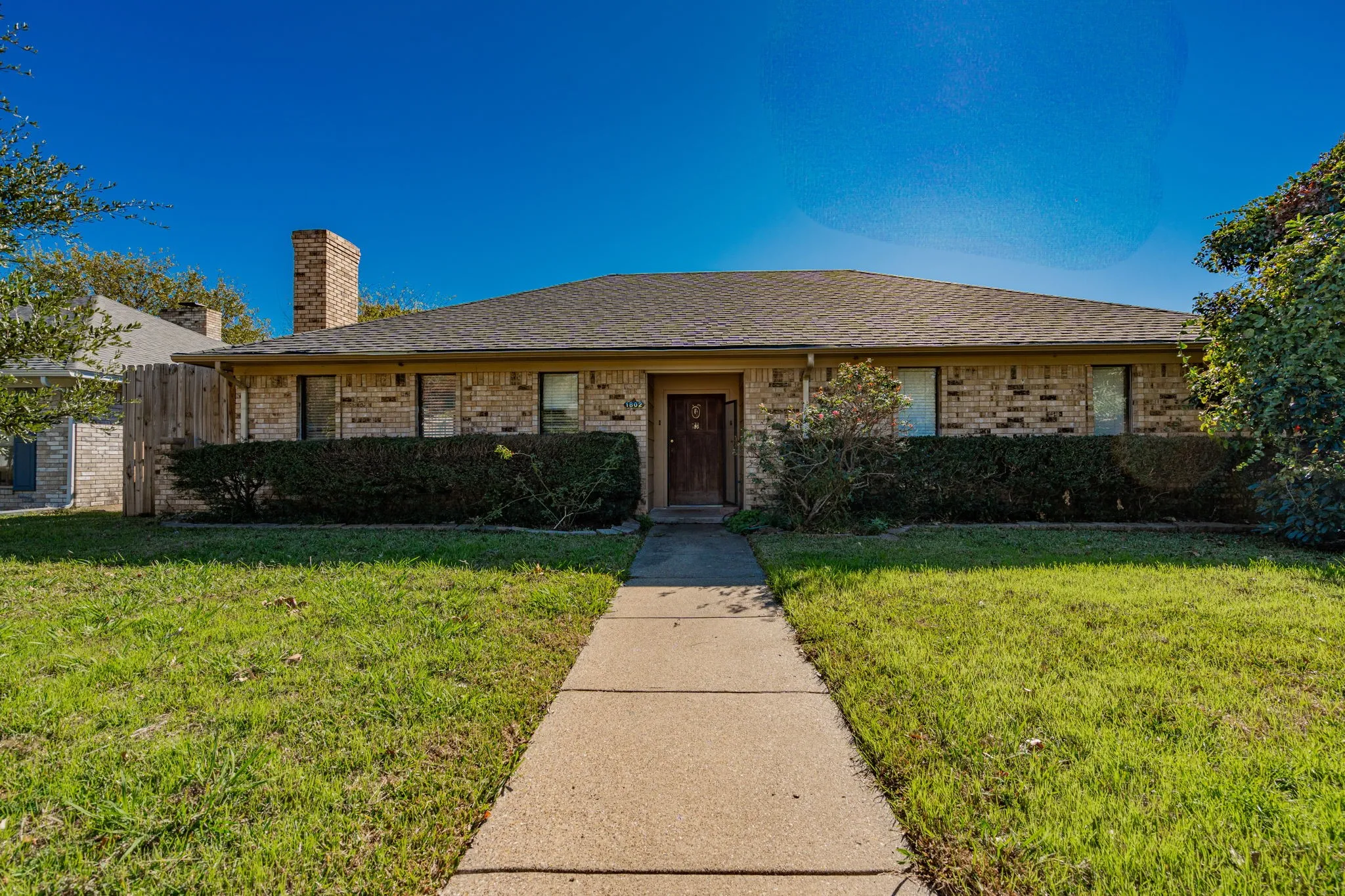 Single Family Residence For Sale in Kaufman County , 1802 Westgate Drive, Terrell, Texas 75160, 3 Bedrooms, 2 Bathrooms, 1 Garage spaces, 1,477 Sqft, built in 2000, Price $245,000, mls#20784311, Real Estate Agent in Terrell, Homes For Sale in Kaufman county, Homes For Sale in Terrell, Realtor in Terrell Texas, Real Estate Brokerage Independent Realty Texas, Luminita Cordes Realtor