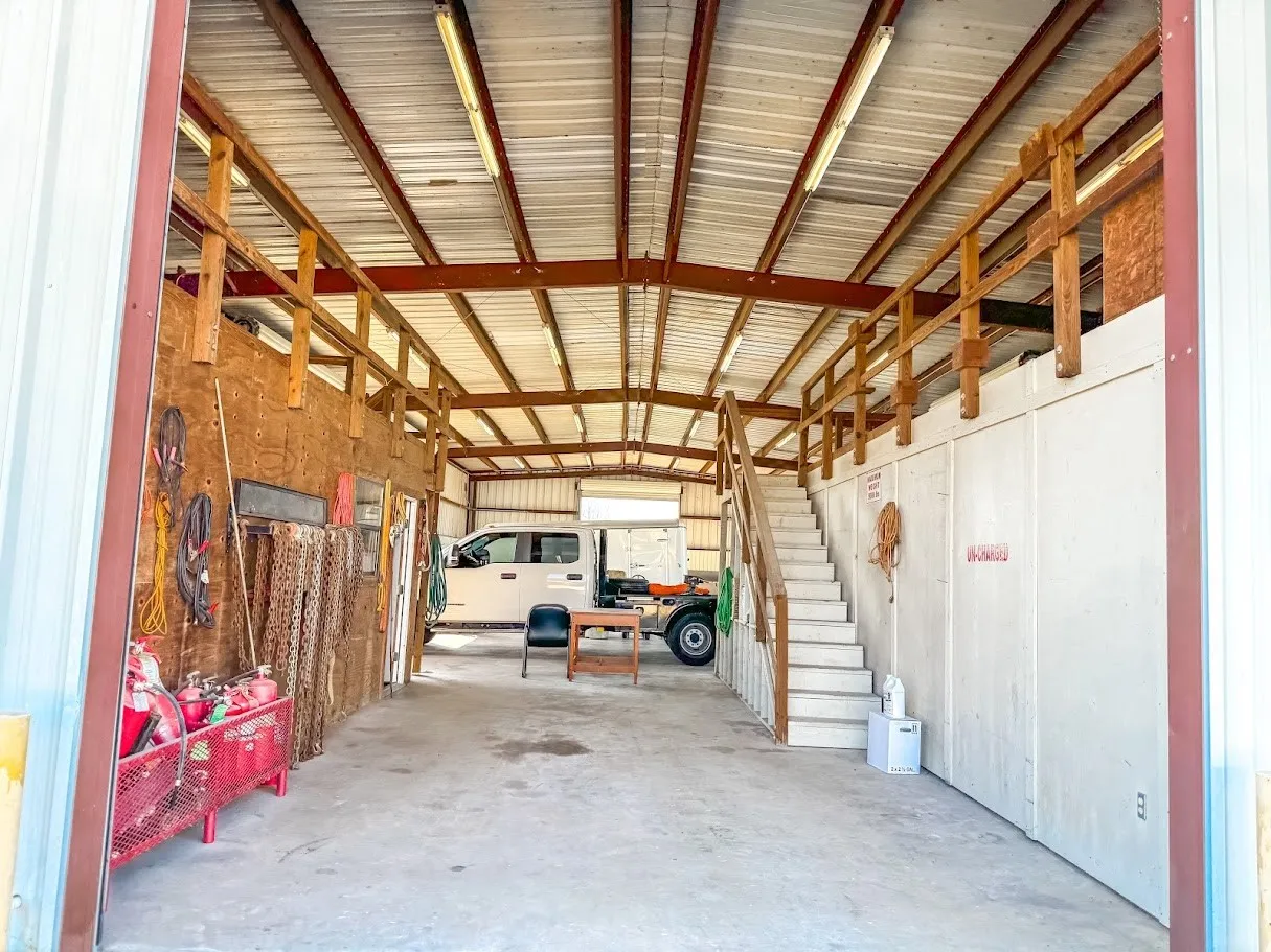 Apartment For Sale in Freestone County , 807 Fm-489, Buffalo, Texas 75831, 4 Bedrooms, 4 Bathrooms, 6 Garage spaces, 8,336 Sqft, built in 1999, Preowned, Price $775,000, mls#20785265, Real Estate Agent in Buffalo, Homes For Sale in Freestone county, Homes For Sale in Buffalo, Realtor in Buffalo Texas, Real Estate Brokerage Independent Realty Texas, Luminita Cordes Realtor