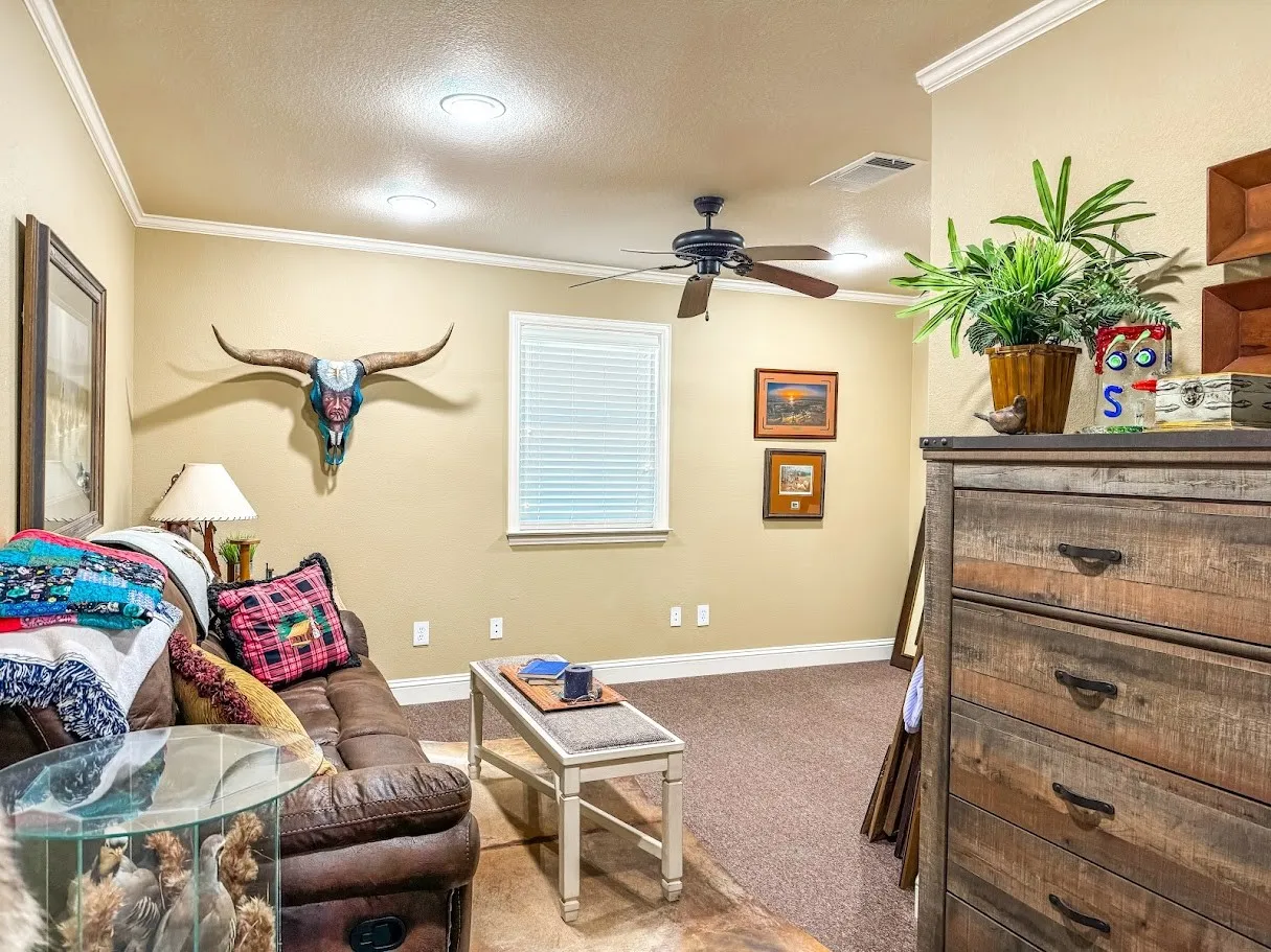 Apartment For Sale in Freestone County , 807 Fm-489, Buffalo, Texas 75831, 4 Bedrooms, 4 Bathrooms, 6 Garage spaces, 8,336 Sqft, built in 1999, Preowned, Price $775,000, mls#20785265, Real Estate Agent in Buffalo, Homes For Sale in Freestone county, Homes For Sale in Buffalo, Realtor in Buffalo Texas, Real Estate Brokerage Independent Realty Texas, Luminita Cordes Realtor