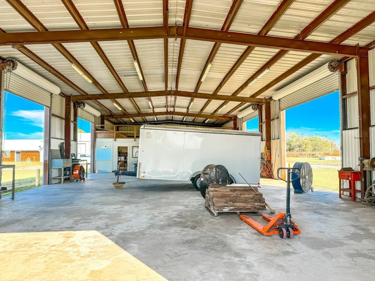 Apartment For Sale in Freestone County , 807 Fm-489, Buffalo, Texas 75831, 4 Bedrooms, 4 Bathrooms, 6 Garage spaces, 8,336 Sqft, built in 1999, Preowned, Price $775,000, mls#20785265, Real Estate Agent in Buffalo, Homes For Sale in Freestone county, Homes For Sale in Buffalo, Realtor in Buffalo Texas, Real Estate Brokerage Independent Realty Texas, Luminita Cordes Realtor