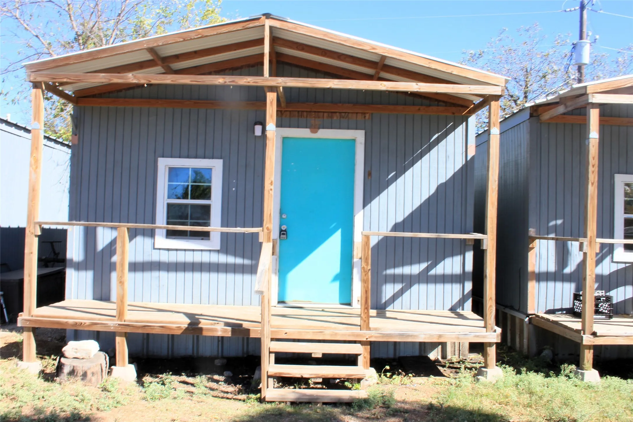 For Sale in Lampasas County , 301 E Cedar Street A, Lometa, Texas 76853, 4 Bedroom, 4 Bathroom, Garage spaces, 0 Sqft, built in 2014, Preowned, mls#20786804, Real Estate Agent in Lometa, Homes For Sale in Lampasas county, Homes For Sale in Lometa, Realtor in Lometa Texas, Real Estate Brokerage Independent Realty Texas, Luminita Cordes Realtor