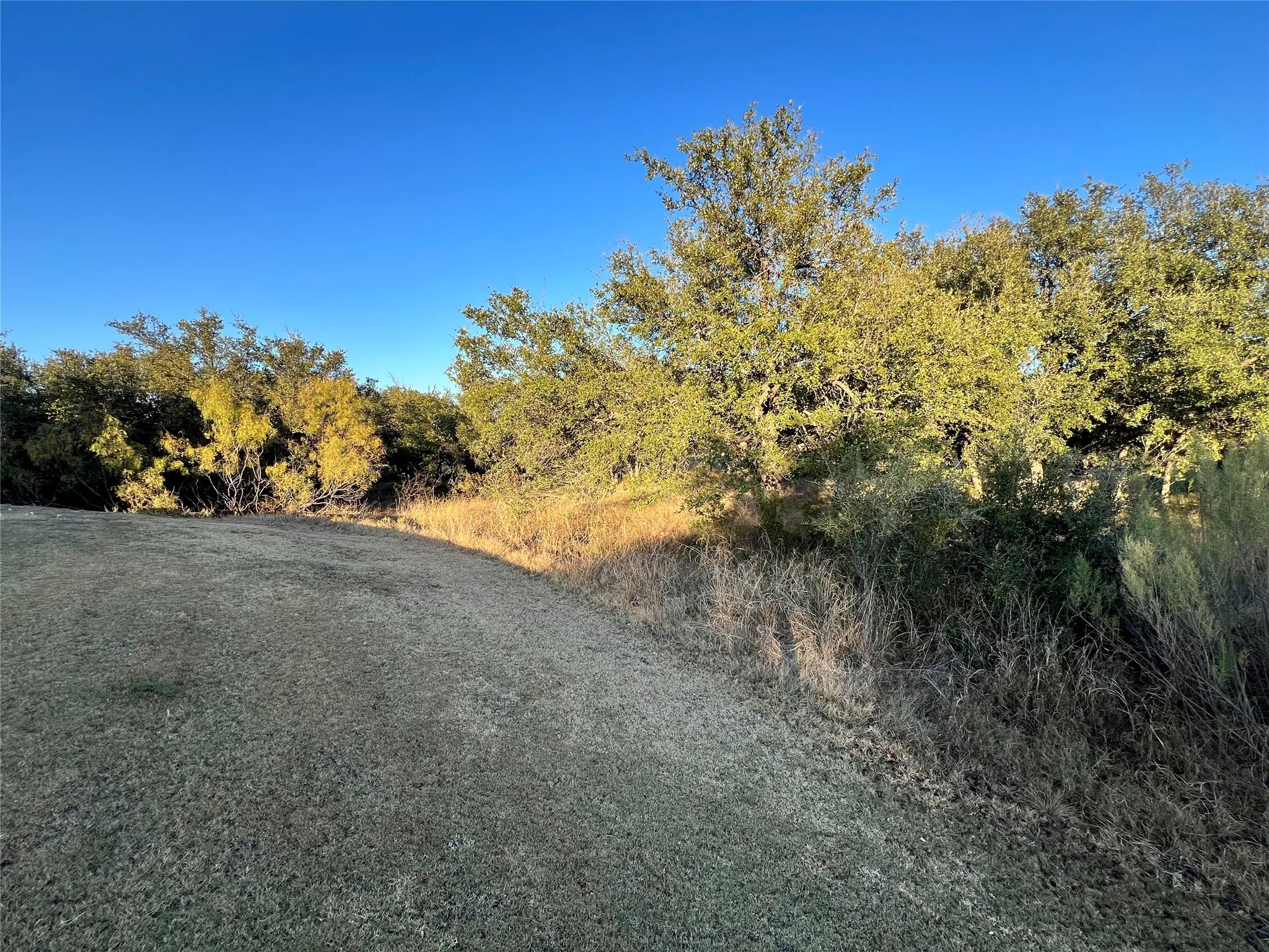 Unimproved Land For Sale in Brown County , TBD2 Feather Bay Drive, Brownwood, Texas 76801, 0, 0, Garage spaces, 0 Sqft, built in 0, mls#20789184, Real Estate Agent in Brownwood, Homes For Sale in Brown county, Homes For Sale in Brownwood, Realtor in Brownwood Texas, Real Estate Brokerage Independent Realty Texas, Luminita Cordes Realtor