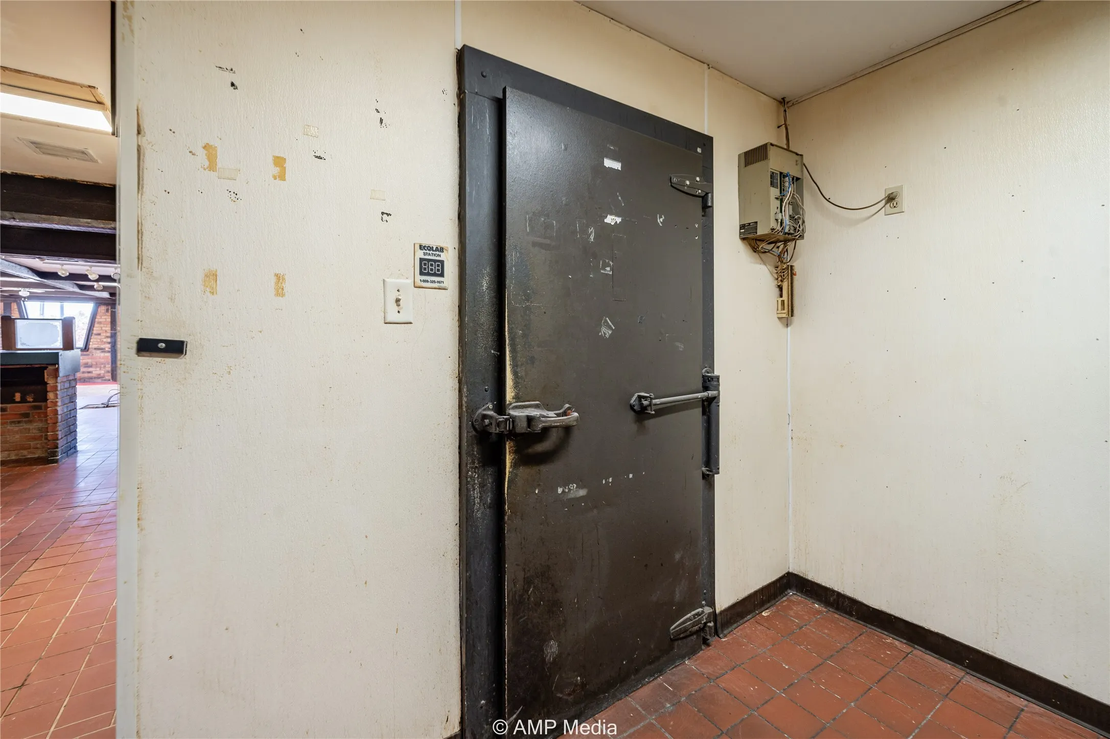 Retail For Sale in Jones County , 702 N Swenson Street, Stamford, Texas 79553, 0, 0, Garage spaces, 0 Sqft, built in 1970, Preowned, mls#20792628, Real Estate Agent in Stamford, Homes For Sale in Jones county, Homes For Sale in Stamford, Realtor in Stamford Texas, Real Estate Brokerage Independent Realty Texas, Luminita Cordes Realtor