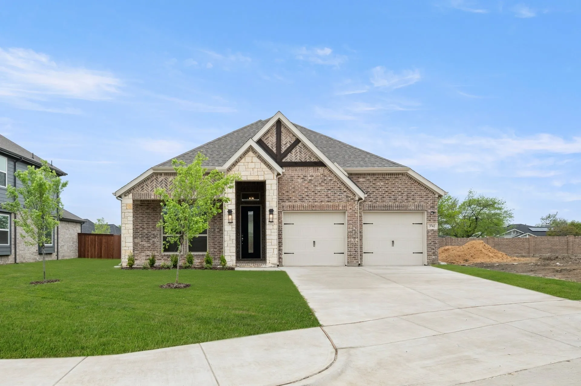 Single Family Residence For Sale in Ellis County , 3742 Ironwood Street, Midlothian, Texas 76065, 4 Bedroom, 3 Bathroom, 2 Garage spaces, 2,122 Sqft, built in 2025, New Construction - Complete, mls#20794275, Real Estate Agent in Midlothian, Homes For Sale in Ellis county, Homes For Sale in Midlothian, Realtor in Midlothian Texas, Real Estate Brokerage Independent Realty Texas, Luminita Cordes Realtor