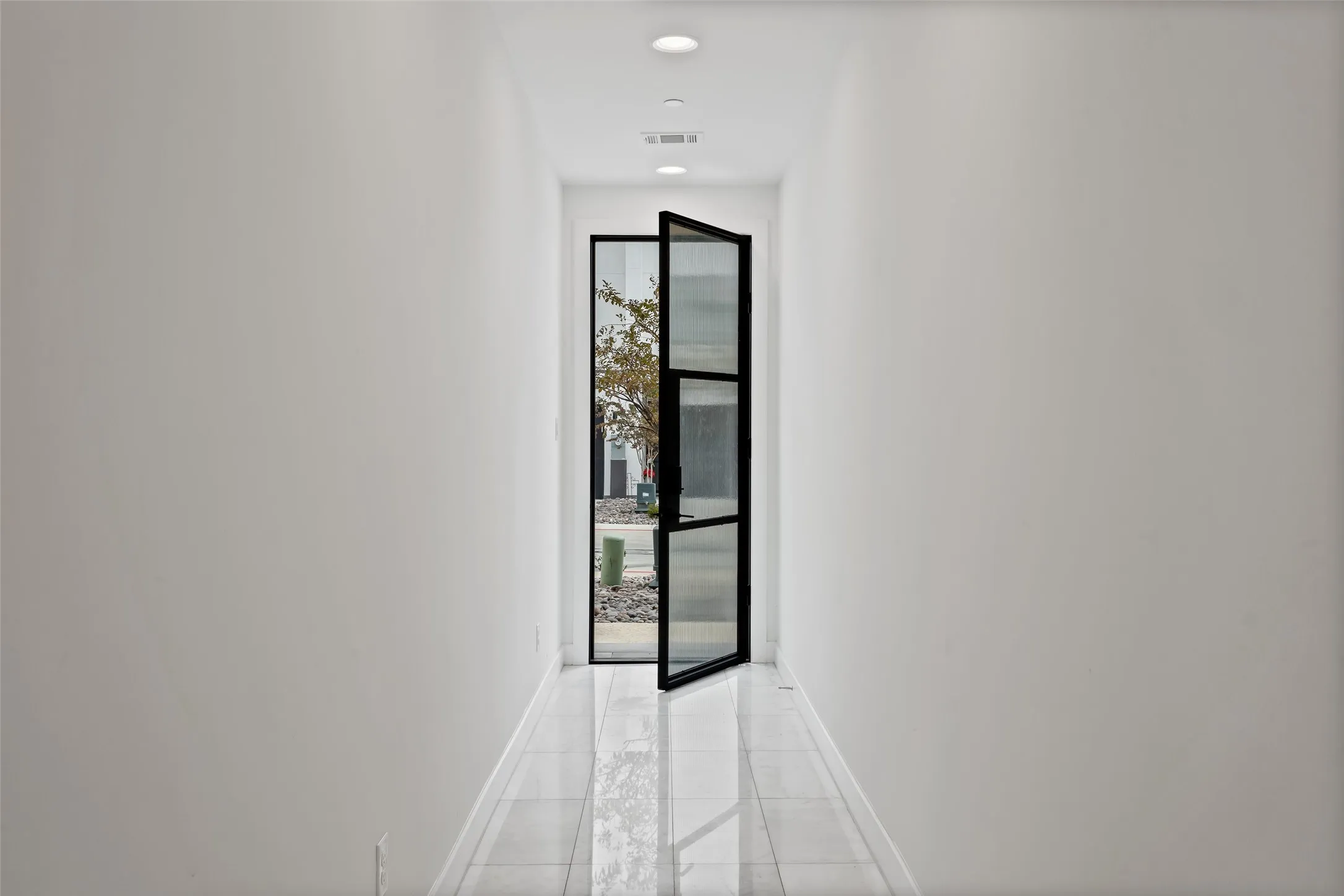 Townhouse For Sale in Denton County , 4905 Blaynes View, The Colony, Texas 75056, 3 Bedrooms, 5 Bathrooms, 2 Garage spaces, 3,111 Sqft, built in 2022, Preowned, Price $1,300,000, mls#20793412, Real Estate Agent in The Colony, Homes For Sale in Denton county, Homes For Sale in The Colony, Realtor in The Colony Texas, Real Estate Brokerage Independent Realty Texas, Luminita Cordes Realtor
