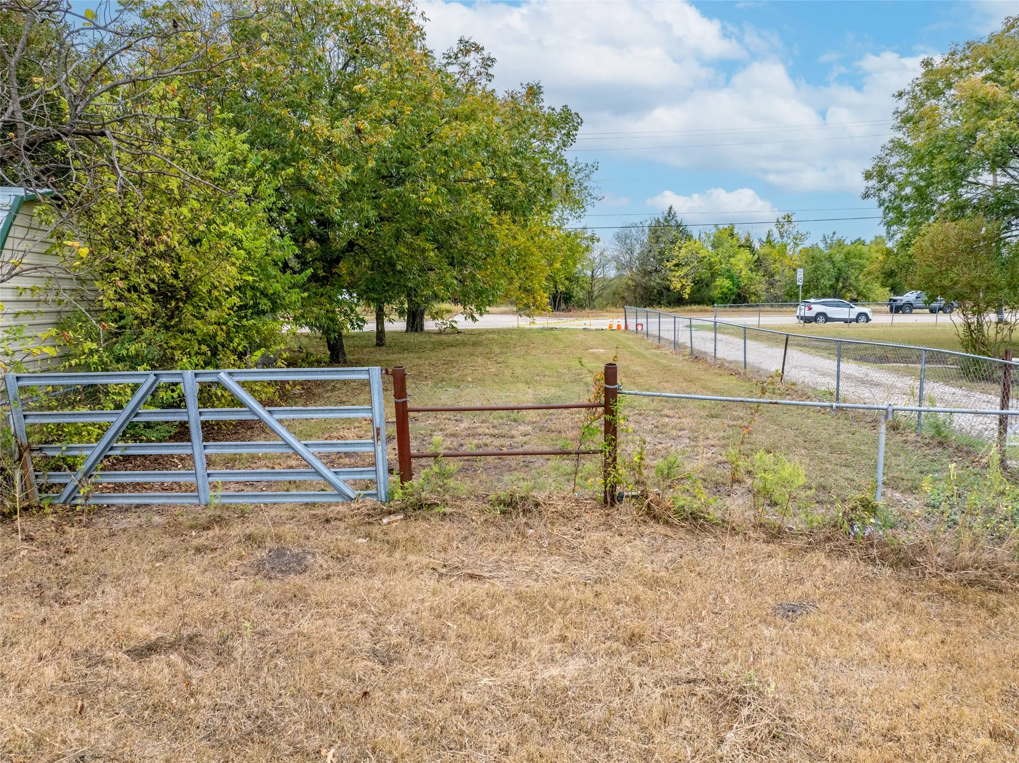 Unimproved Land For Sale in Dallas County , 445 HWY 352, Mesquite, Texas 75149, 0, 0, Garage spaces, 0 Sqft, built in 1970, Preowned, mls#20766258, Real Estate Agent in Mesquite, Homes For Sale in Dallas county, Homes For Sale in Mesquite, Realtor in Mesquite Texas, Real Estate Brokerage Independent Realty Texas, Luminita Cordes Realtor