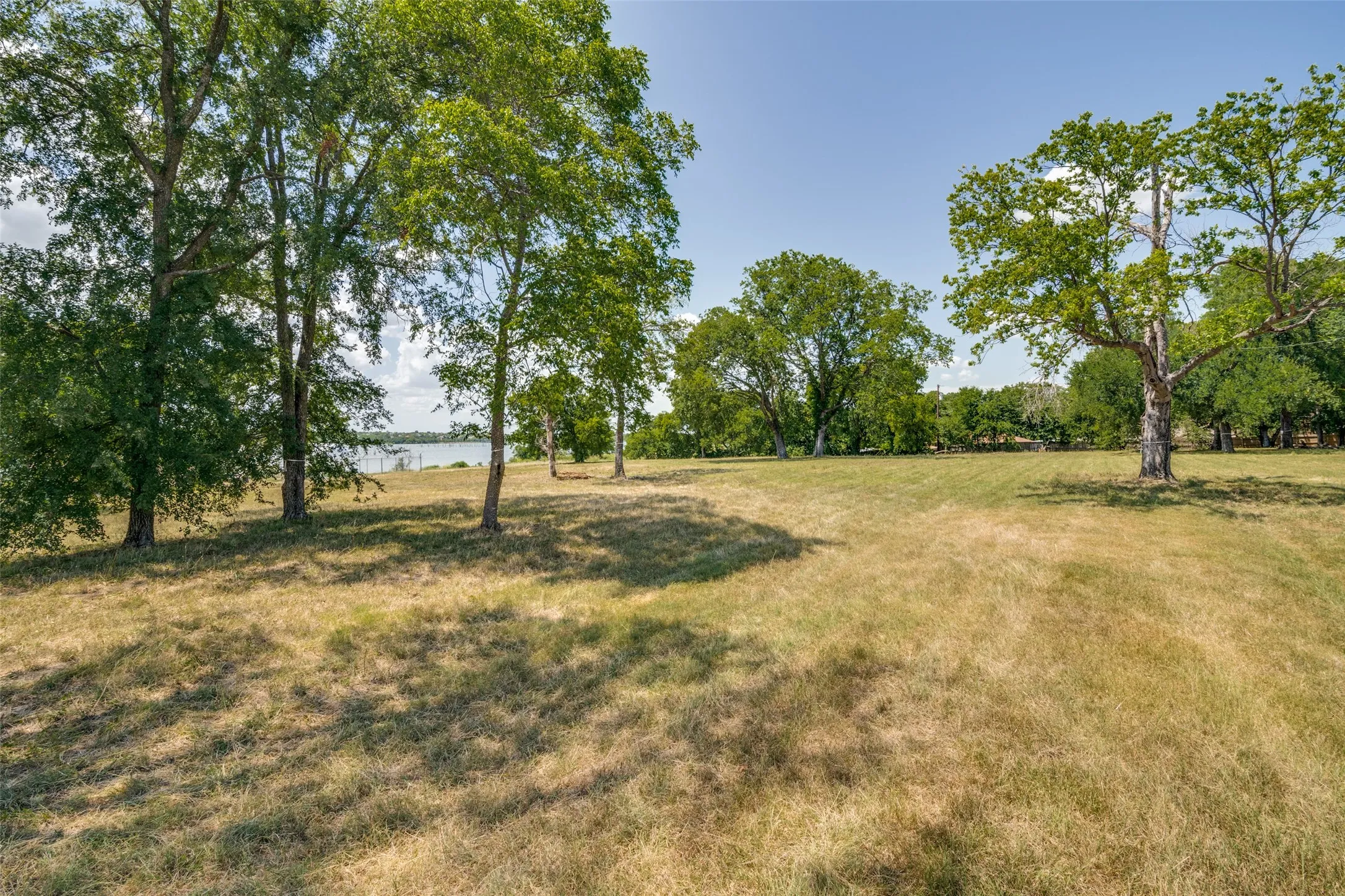 Unimproved Land For Sale in Dallas County , 6851 Lakeview Parkway, Rowlett, Texas 75088, 0, 0, Garage spaces, 0 Sqft, built in 0, mls#20794927, Real Estate Agent in Rowlett, Homes For Sale in Dallas county, Homes For Sale in Rowlett, Realtor in Rowlett Texas, Real Estate Brokerage Independent Realty Texas, Luminita Cordes Realtor
