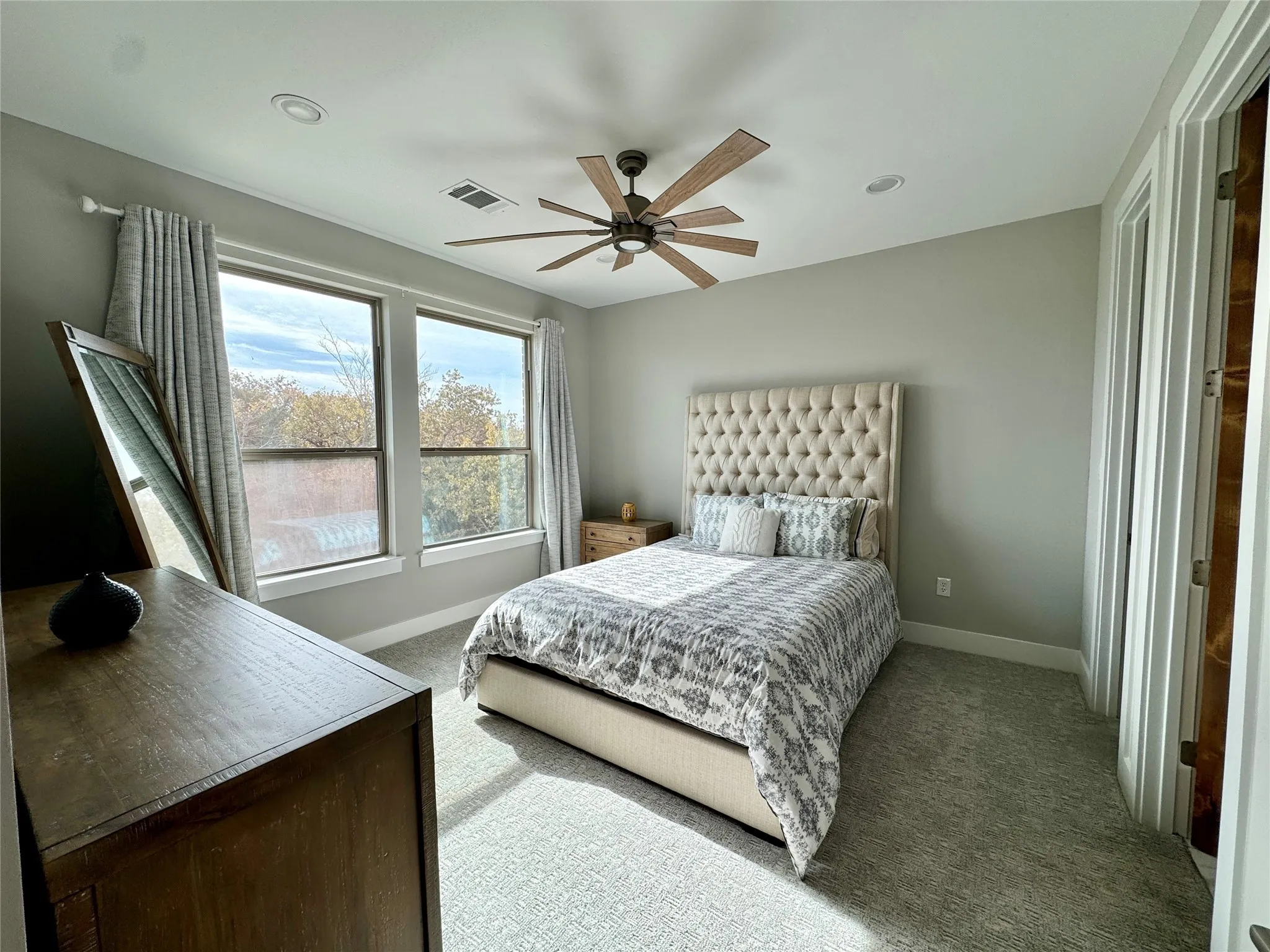 Single Family Residence For Rent in Cooke County , 474 Eagle Cove Circle, Tioga, Texas 76271, 4 Bedrooms, 4 Bathrooms, 3 Garage spaces, 3,326 Sqft, built in 2018, Price $6,000, mls#20795326, Real Estate Agent in Tioga, Homes For Rent in Cooke county, Homes For Rent in Tioga, Realtor in Tioga Texas, Real Estate Brokerage Independent Realty Texas, Luminita Cordes Realtor