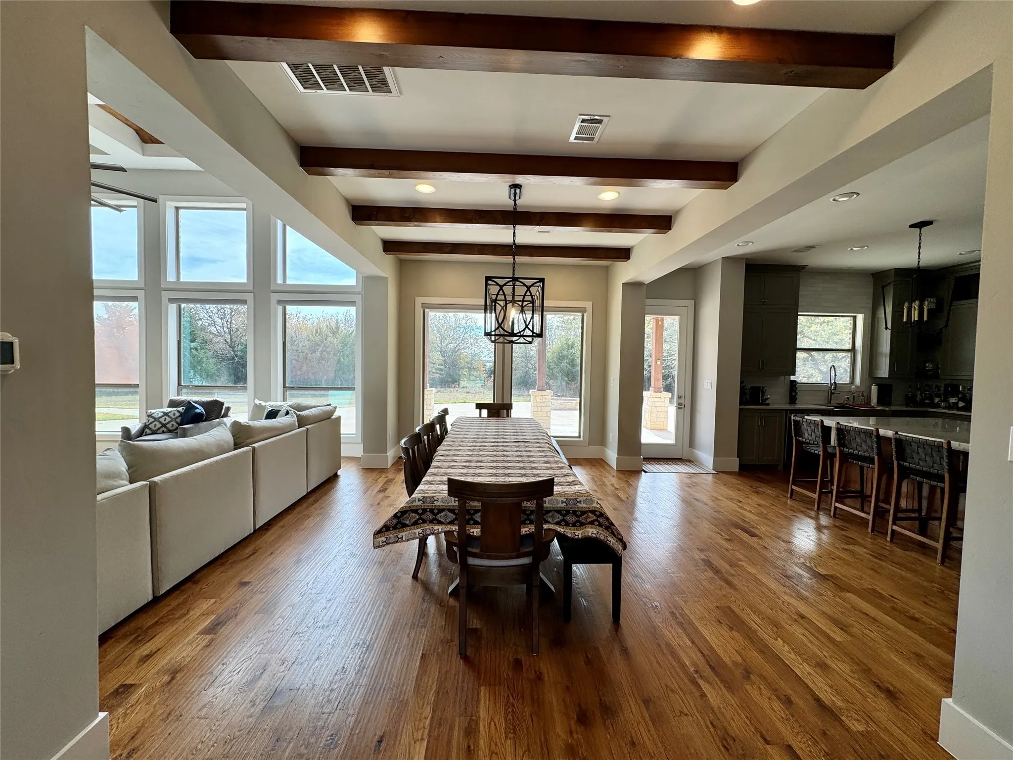 Single Family Residence For Rent in Cooke County , 474 Eagle Cove Circle, Tioga, Texas 76271, 4 Bedrooms, 4 Bathrooms, 3 Garage spaces, 3,326 Sqft, built in 2018, Price $6,000, mls#20795326, Real Estate Agent in Tioga, Homes For Rent in Cooke county, Homes For Rent in Tioga, Realtor in Tioga Texas, Real Estate Brokerage Independent Realty Texas, Luminita Cordes Realtor