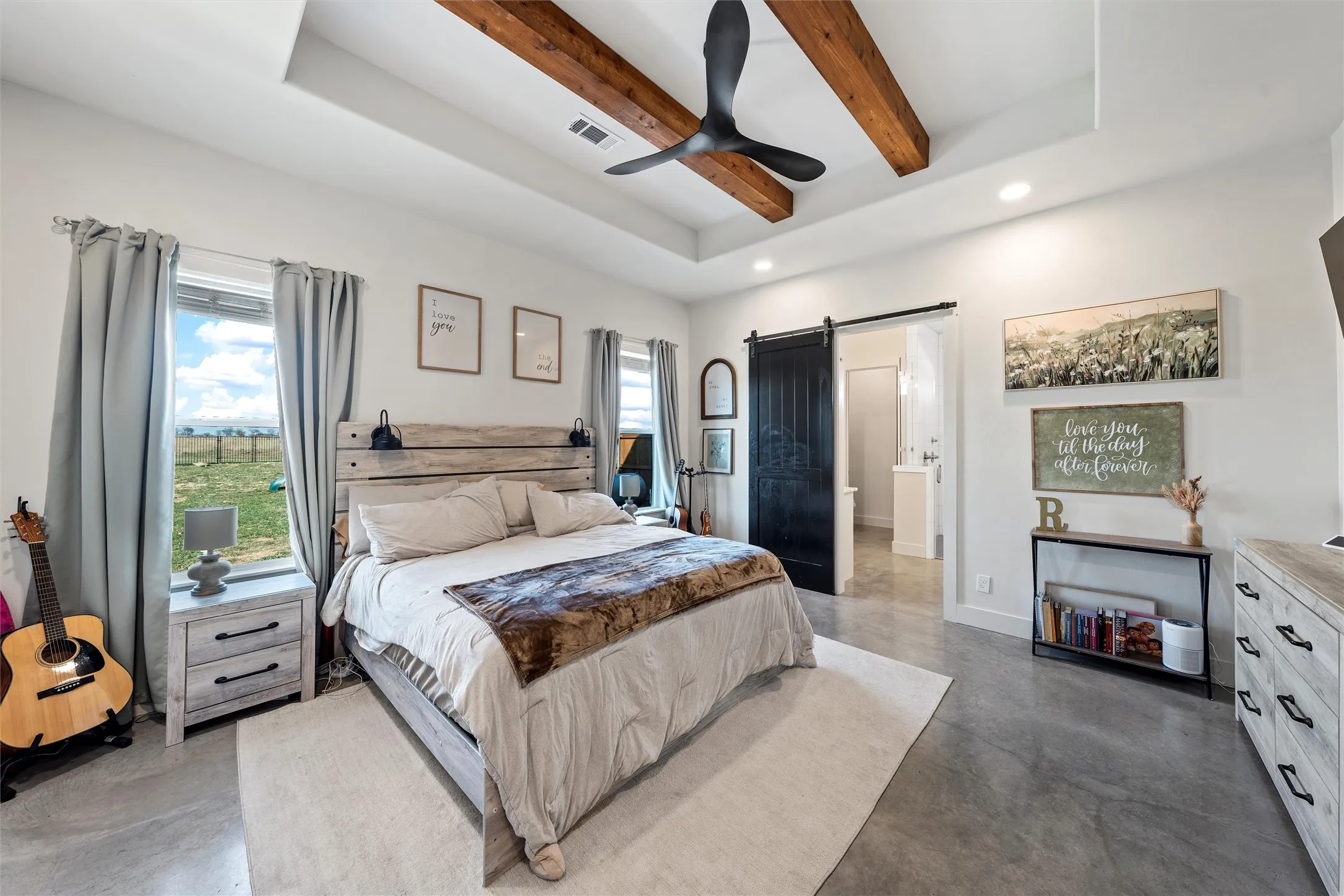 Single Family Residence For Sale in Mc Lennan County , 353 Willow Moon Ranch Road, Crawford, Texas 76638, 6 Bedroom, 3 Bathroom, 2 Garage spaces, 3,150 Sqft, built in 2023, mls#20796231, Real Estate Agent in Crawford, Homes For Sale in Mc Lennan county, Homes For Sale in Crawford, Realtor in Crawford Texas, Real Estate Brokerage Independent Realty Texas, Luminita Cordes Realtor