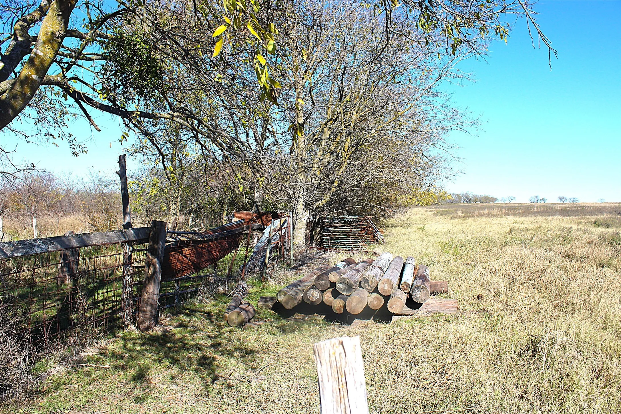 View of yard featuring a rural view