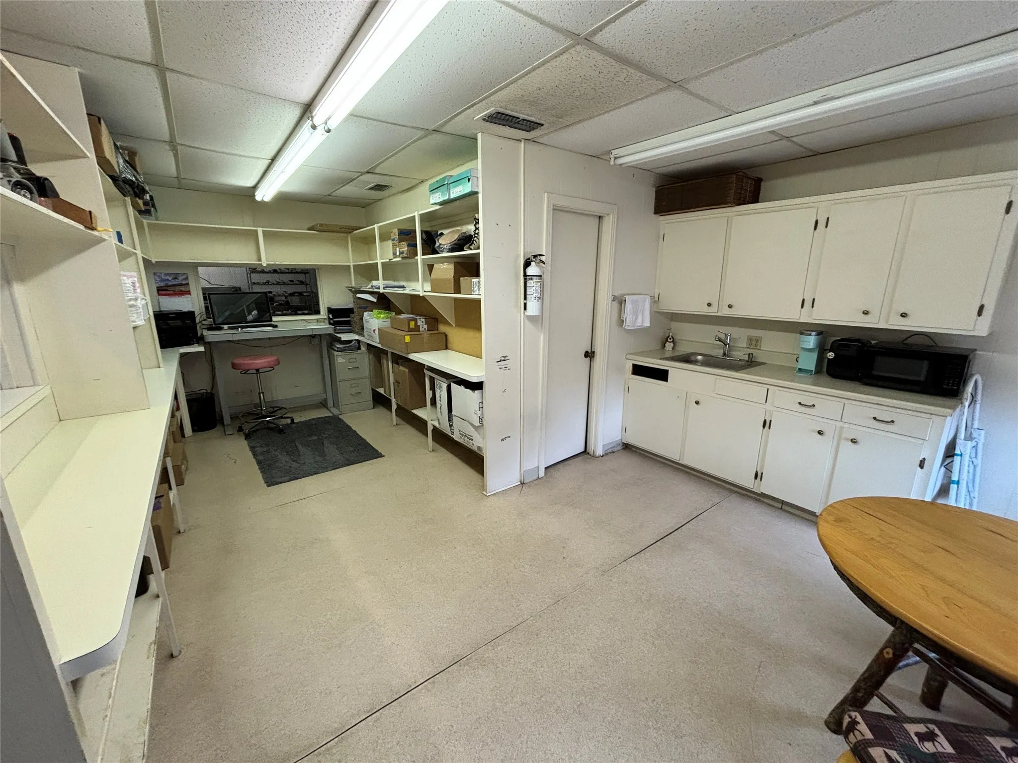 Warehouse For Rent in Smith County , 4410 DC Drive, Tyler, Texas 75701, 0, 0, Garage spaces, 0 Sqft, built in 1971, Preowned, Price $1,500, mls#20798479, Real Estate Agent in Tyler, Homes For Rent in Smith county, Homes For Rent in Tyler, Realtor in Tyler Texas, Real Estate Brokerage Independent Realty Texas, Luminita Cordes Realtor