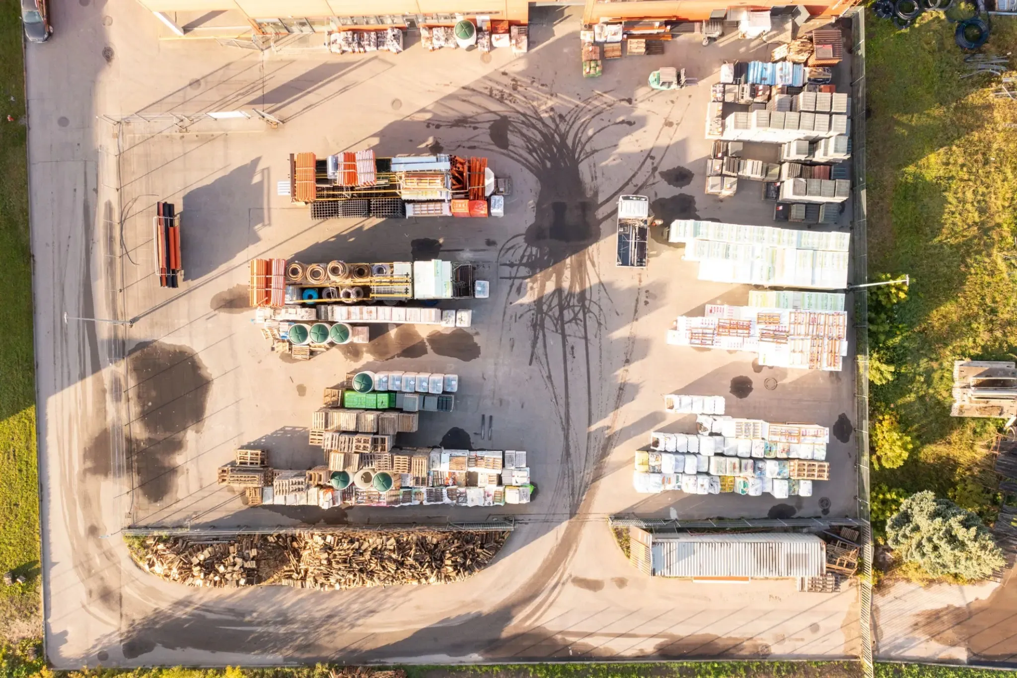 Industrial For Rent in Denton County , 111 Duncan Lane, Lewisville, Texas 75028, 0, 0, Garage spaces, 0 Sqft, built in 1986, Preowned, Price $1,750, mls#20798726, Real Estate Agent in Lewisville, Homes For Rent in Denton county, Homes For Rent in Lewisville, Realtor in Lewisville Texas, Real Estate Brokerage Independent Realty Texas, Luminita Cordes Realtor