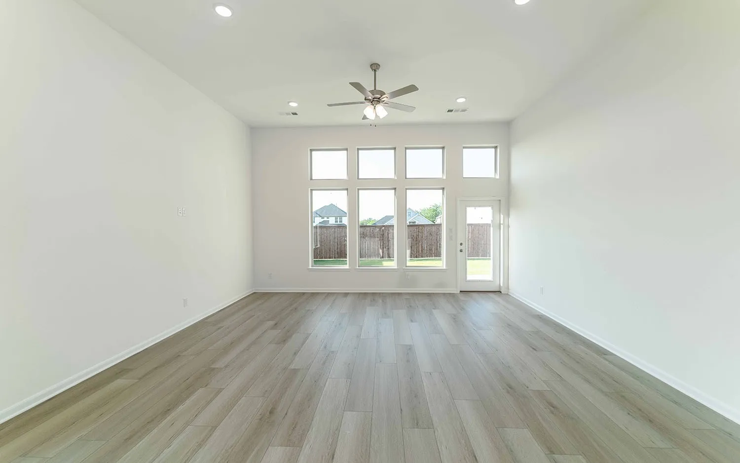 Single Family Residence For Sale in Collin County , 2005 Piedmont Place, Celina, Texas 75009, 4 Bedroom, 3 Bathroom, 2 Garage spaces, 2,575 Sqft, built in 2025, New Construction - Incomplete, Price $476,535, mls#20800684, Real Estate Agent in Celina, Homes For Sale in Collin county, Homes For Sale in Celina, Realtor in Celina Texas, Real Estate Brokerage Independent Realty Texas, Luminita Cordes Realtor