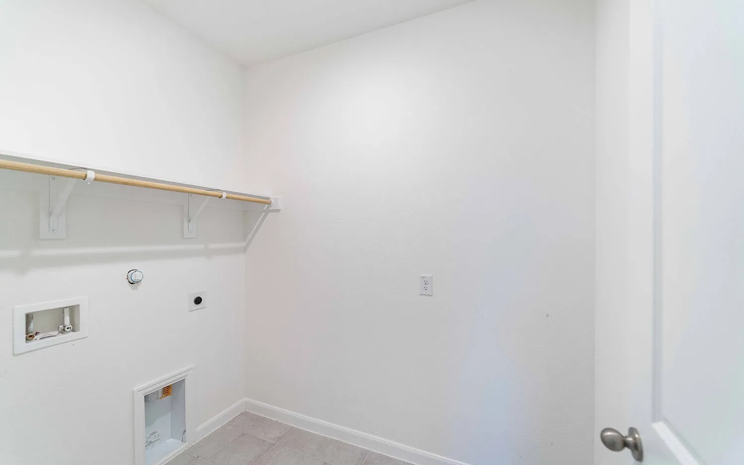 Single Family Residence For Sale in Collin County , 2005 Piedmont Place, Celina, Texas 75009, 4 Bedroom, 3 Bathroom, 2 Garage spaces, 2,575 Sqft, built in 2025, New Construction - Incomplete, Price $476,535, mls#20800684, Real Estate Agent in Celina, Homes For Sale in Collin county, Homes For Sale in Celina, Realtor in Celina Texas, Real Estate Brokerage Independent Realty Texas, Luminita Cordes Realtor