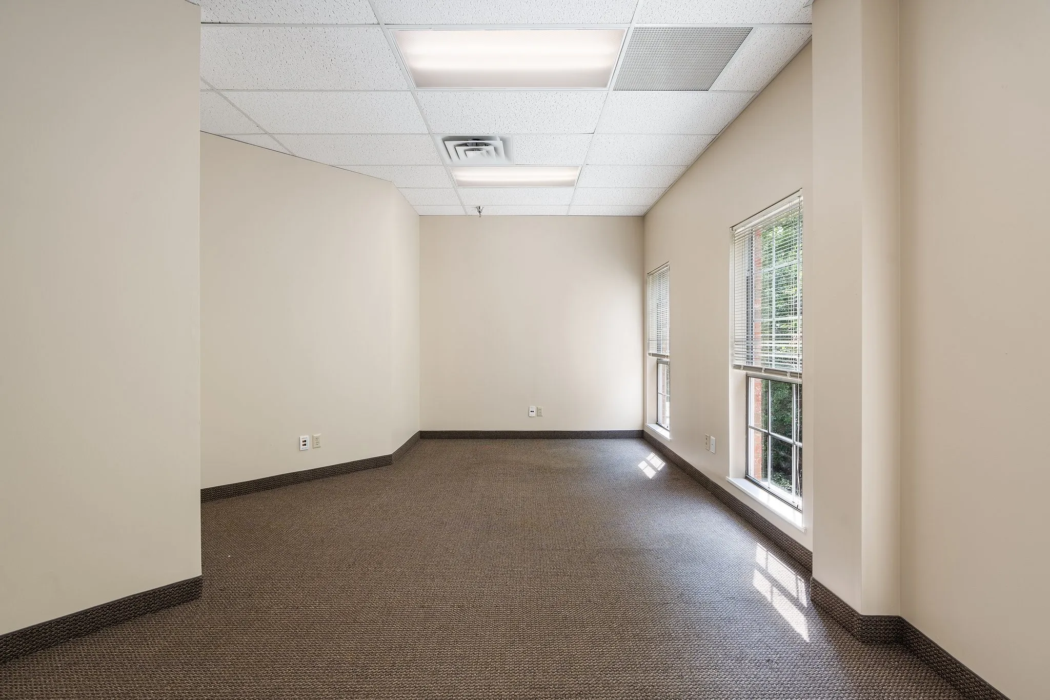 Business For Rent in Collin County , 100 Allentown Parkway 218, Allen, Texas 75002, 0, 0, Garage spaces, 0 Sqft, built in 1985, Preowned, Price $4,912, mls#20801470, Real Estate Agent in Allen, Homes For Rent in Collin county, Homes For Rent in Allen, Realtor in Allen Texas, Real Estate Brokerage Independent Realty Texas, Luminita Cordes Realtor