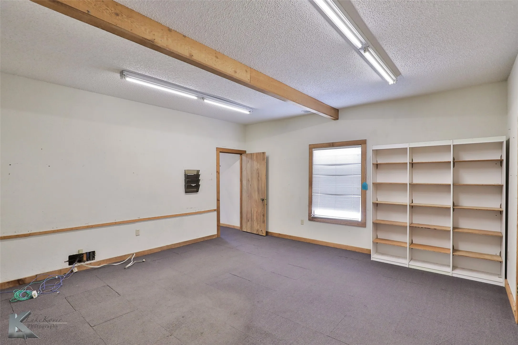 Retail For Sale in Taylor County , 1402 S Clack Street, Abilene, Texas 79605, 0, 0, Garage spaces, 0 Sqft, built in 1976, Preowned, Price $1,500,000, mls#20800914, Real Estate Agent in Abilene, Homes For Sale in Taylor county, Homes For Sale in Abilene, Realtor in Abilene Texas, Real Estate Brokerage Independent Realty Texas, Luminita Cordes Realtor