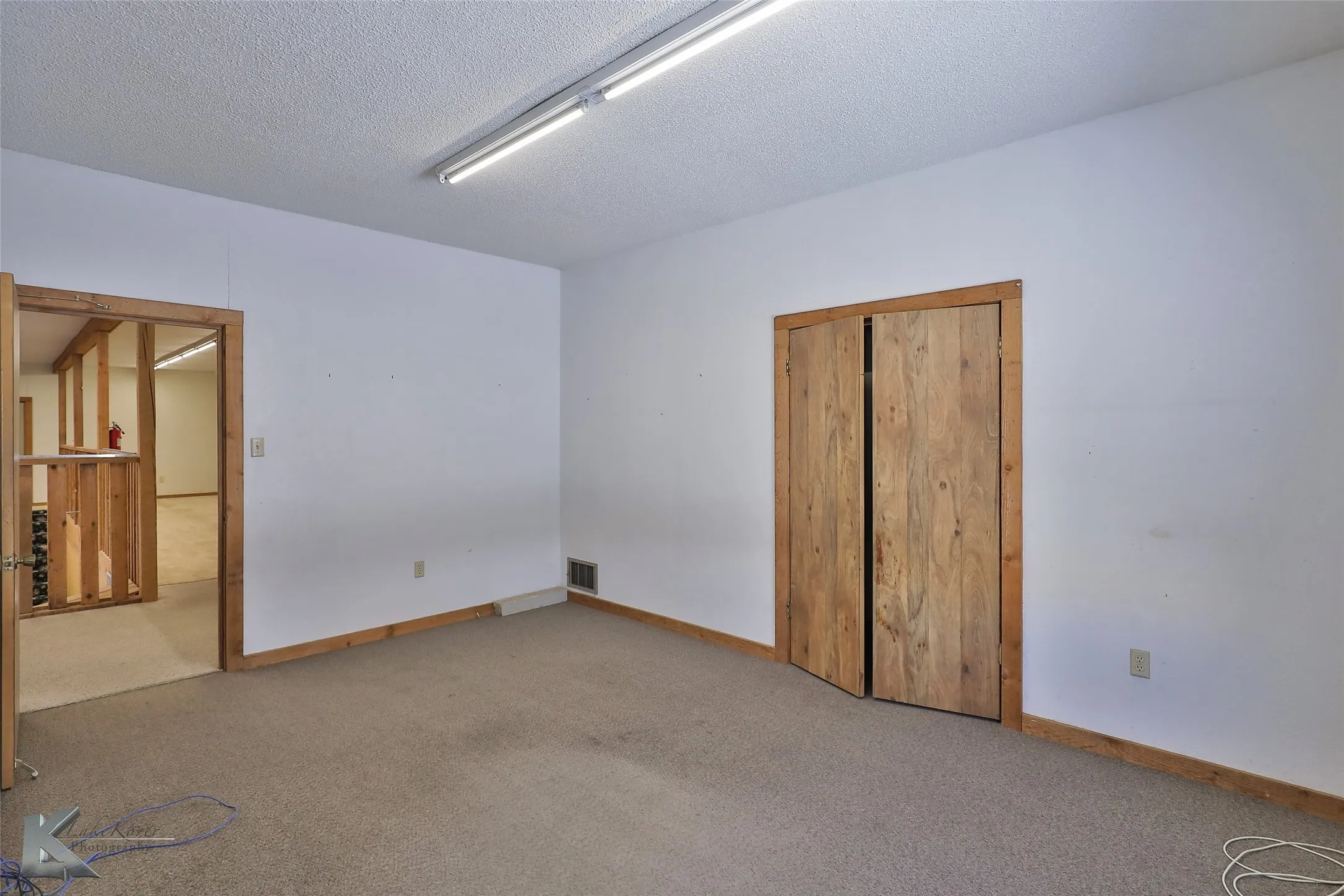 Retail For Sale in Taylor County , 1402 S Clack Street, Abilene, Texas 79605, 0, 0, Garage spaces, 0 Sqft, built in 1976, Preowned, Price $1,500,000, mls#20800914, Real Estate Agent in Abilene, Homes For Sale in Taylor county, Homes For Sale in Abilene, Realtor in Abilene Texas, Real Estate Brokerage Independent Realty Texas, Luminita Cordes Realtor