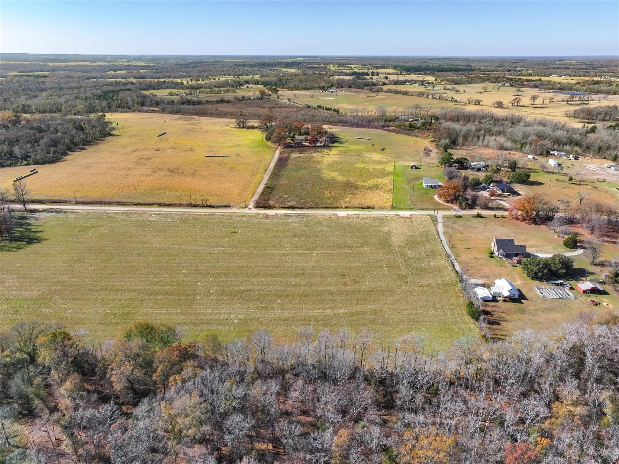 Drone / aerial view featuring a rural view
