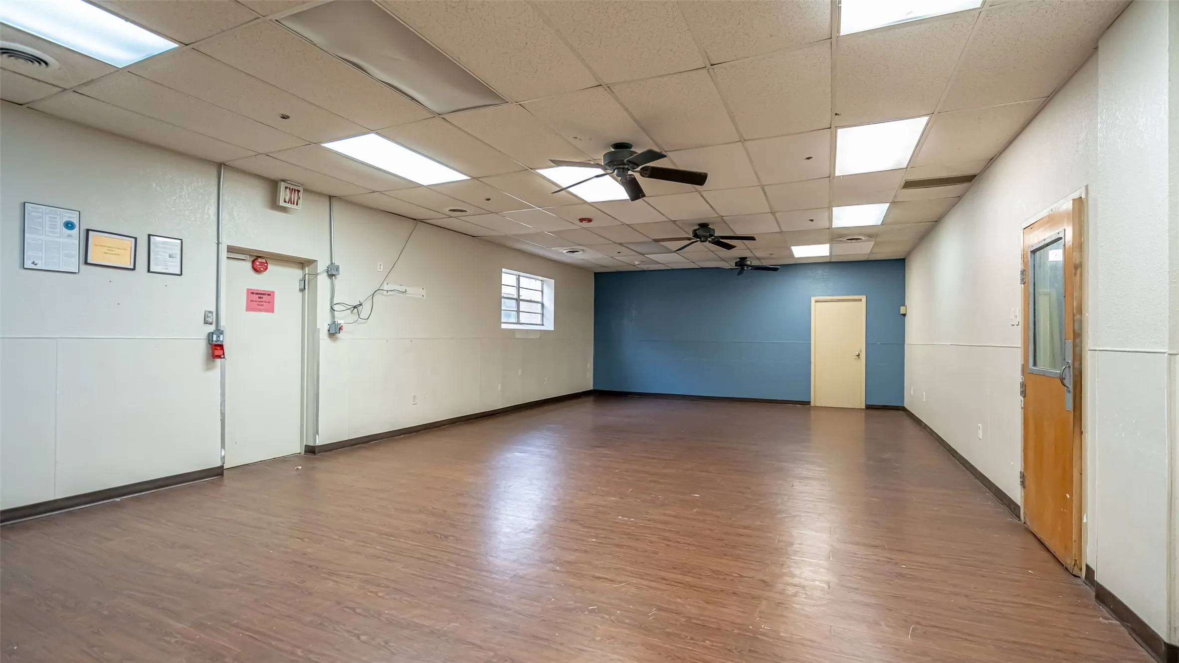 Business For Sale in Tarrant County , 701 S Cherry Lane, White Settlement, Texas 76108, 0, 0, Garage spaces, 0 Sqft, built in 1959, Preowned, mls#20802643, Real Estate Agent in White Settlement, Homes For Sale in Tarrant county, Homes For Sale in White Settlement, Realtor in White Settlement Texas, Real Estate Brokerage Independent Realty Texas, Luminita Cordes Realtor