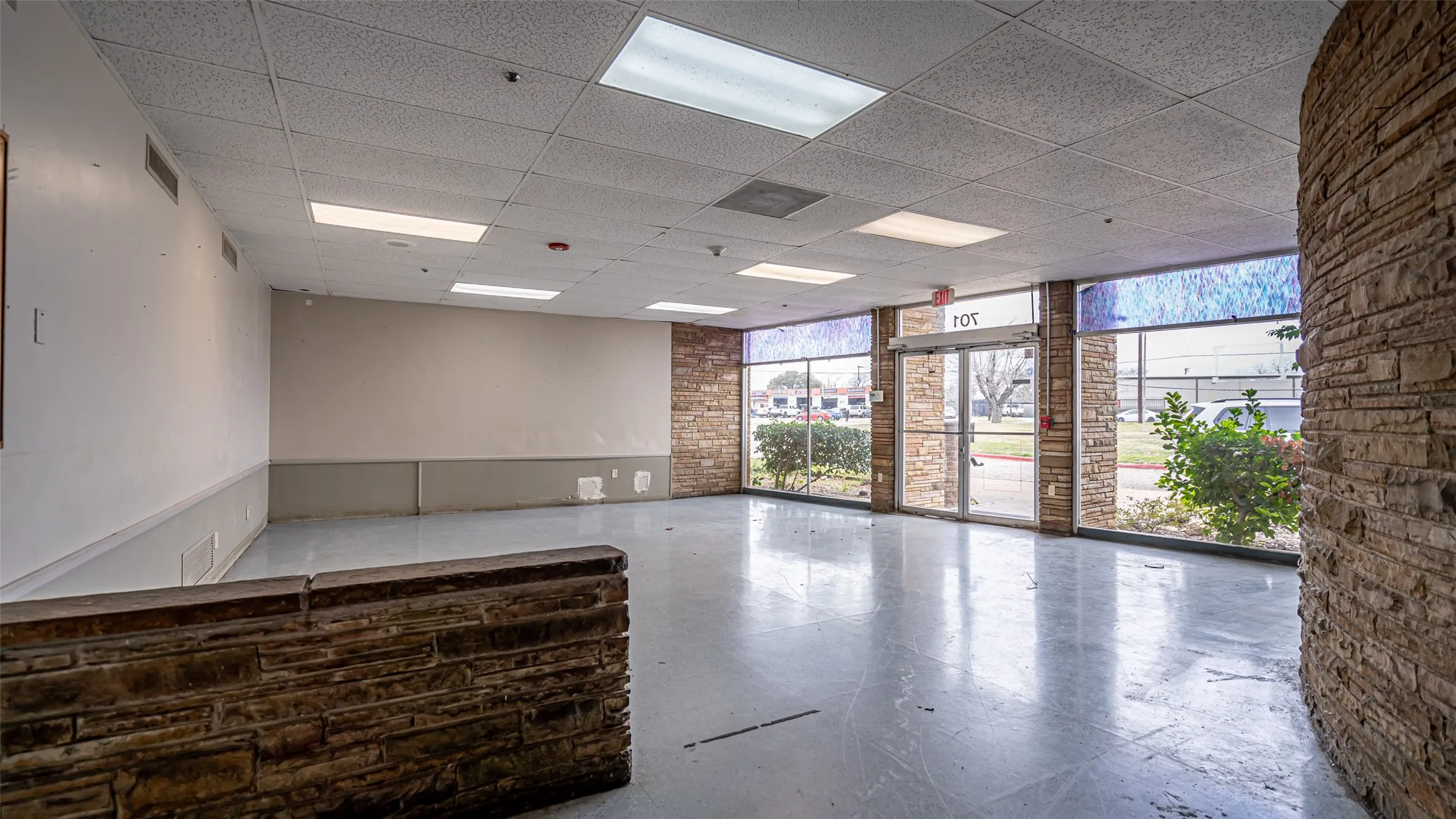 Business For Sale in Tarrant County , 701 S Cherry Lane, White Settlement, Texas 76108, 0, 0, Garage spaces, 0 Sqft, built in 1959, Preowned, mls#20802643, Real Estate Agent in White Settlement, Homes For Sale in Tarrant county, Homes For Sale in White Settlement, Realtor in White Settlement Texas, Real Estate Brokerage Independent Realty Texas, Luminita Cordes Realtor