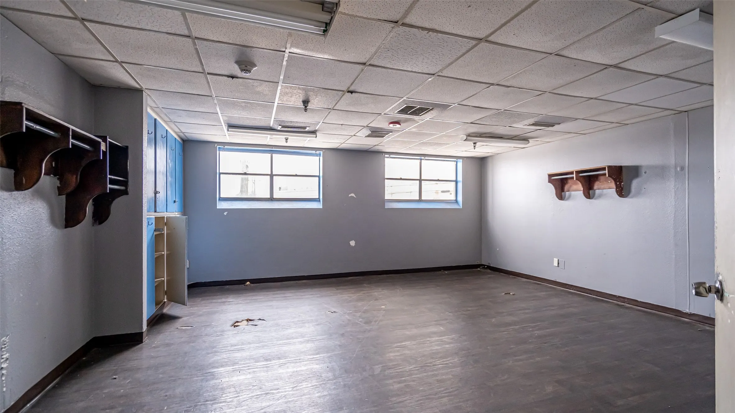 Business For Rent in Tarrant County , 701 S Cherry Lane, White Settlement, Texas 76108, 0, 0, Garage spaces, 0 Sqft, built in 1959, Preowned, mls#20802646, Real Estate Agent in White Settlement, Homes For Rent in Tarrant county, Homes For Rent in White Settlement, Realtor in White Settlement Texas, Real Estate Brokerage Independent Realty Texas, Luminita Cordes Realtor