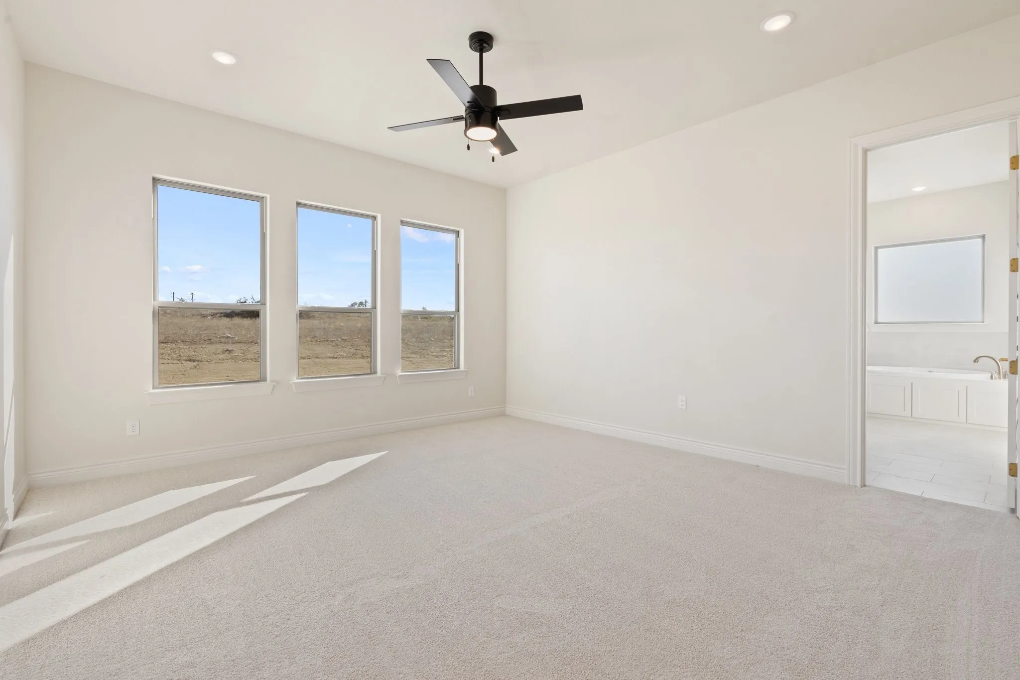 Single Family Residence For Sale in Parker County , 412 COLLUM View, Azle, Texas 76020, 5 Bedroom, 4 Bathroom, 3 Garage spaces, 2,809 Sqft, built in 2024, New Construction - Complete, mls#20803167, Real Estate Agent in Azle, Homes For Sale in Parker county, Homes For Sale in Azle, Realtor in Azle Texas, Real Estate Brokerage Independent Realty Texas, Luminita Cordes Realtor