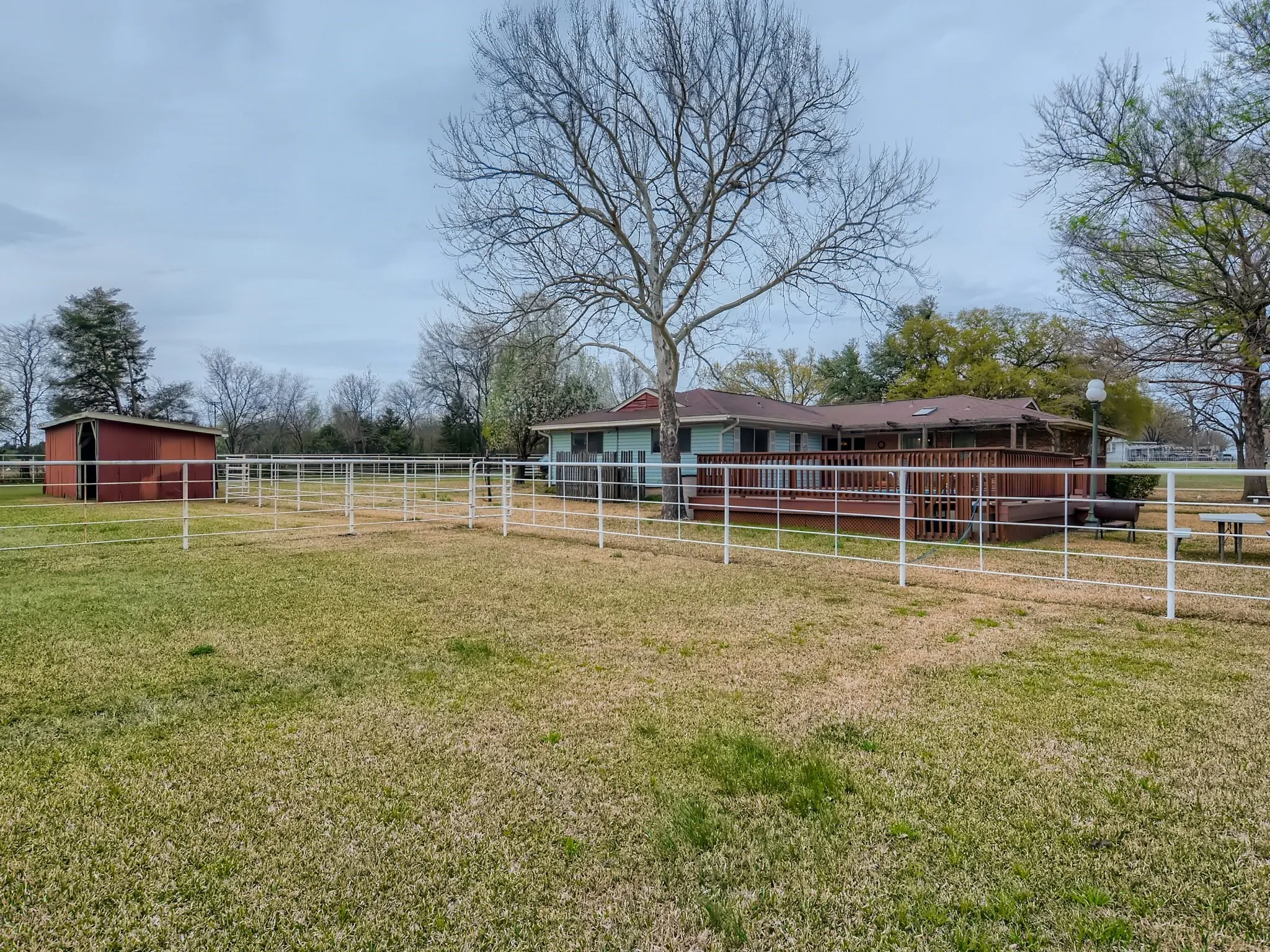 View of yard featuring an outbuilding and a rural view