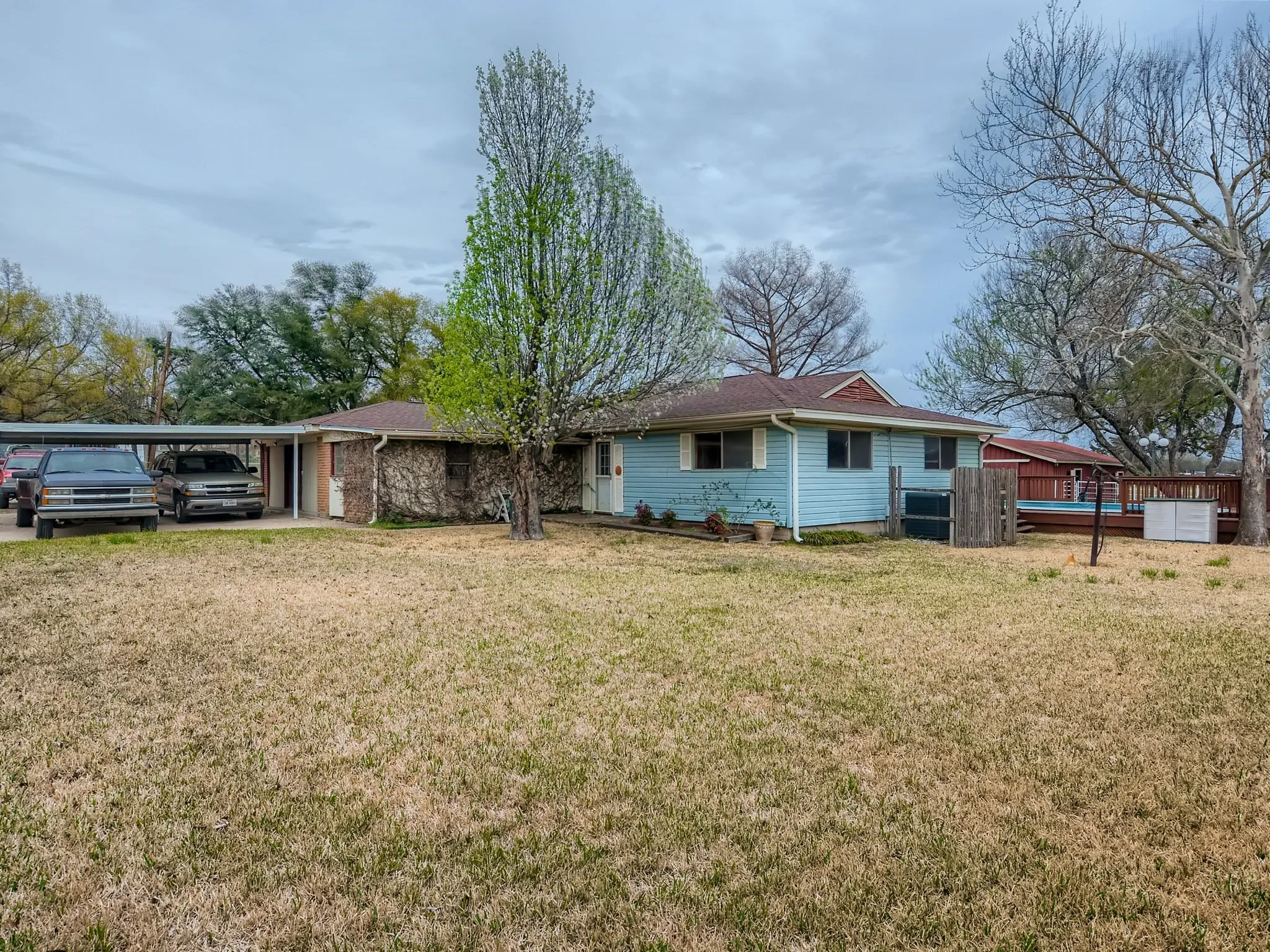 Single Family Residence For Sale in Dallas County , 4260 Lasater Road, Balch Springs, Texas 75181, 4 Bedroom, 2 Bathroom, Garage spaces, 2,557 Sqft, built in 1956, Preowned, mls#20807869, Real Estate Agent in Balch Springs, Homes For Sale in Dallas county, Homes For Sale in Balch Springs, Realtor in Balch Springs Texas, Real Estate Brokerage Independent Realty Texas, Luminita Cordes Realtor